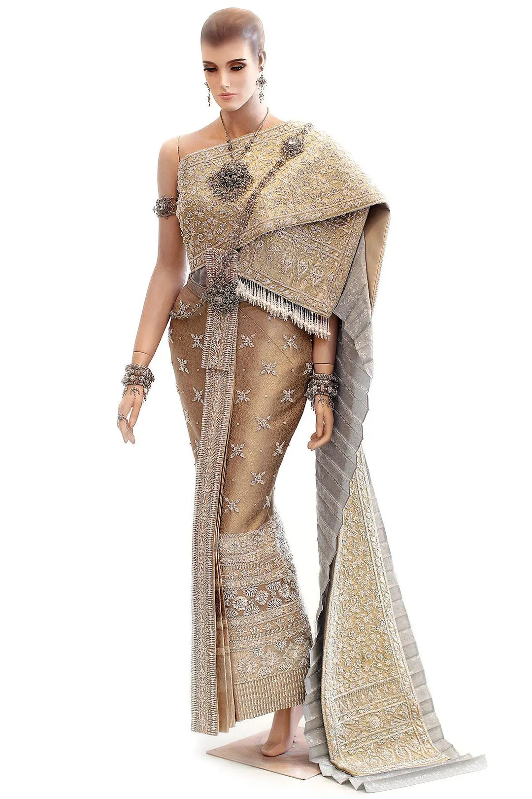 Luxury Thai Chakkrabath Bridal Dress Crafted by Experienced Thai Bridal Artisans | Authentic Lamp... | Etsy (US)