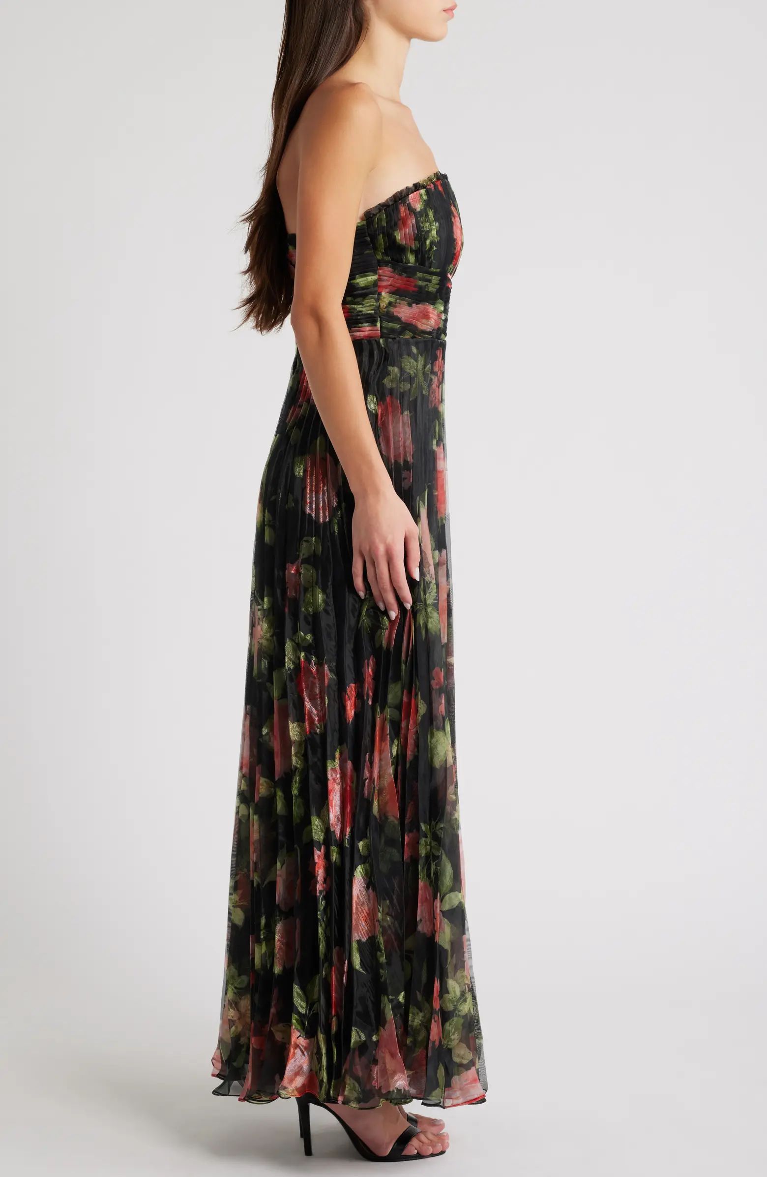 Lulus Mesmerizing Forever Floral Pleated Strapless Cocktail Dress | Nordstrom | Nordstrom