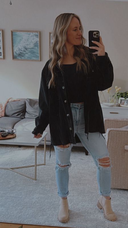 Casual Outfit for Women featuring oversized shacket 
