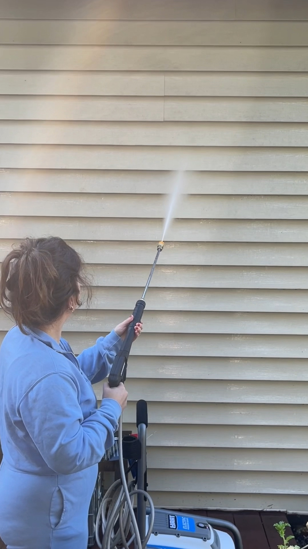 Love this powerful power washer for all outdoor clean up for fall



#LTKVideo #LTKHome #LTKSeasonal