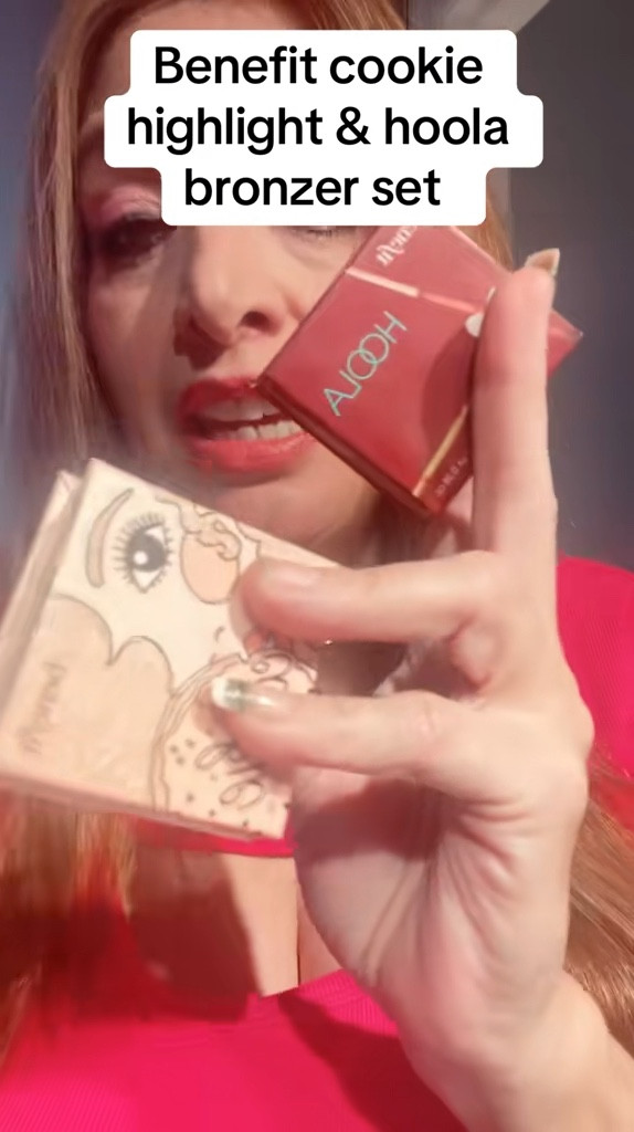 V Benefit Hoola bronzer & cookie highlighter are on sale. Have you tried the new fall cheek trend . The snickerdoodle cheek  is going viral . 

#LTKBeauty #LTKStyleTip #LTKOver40