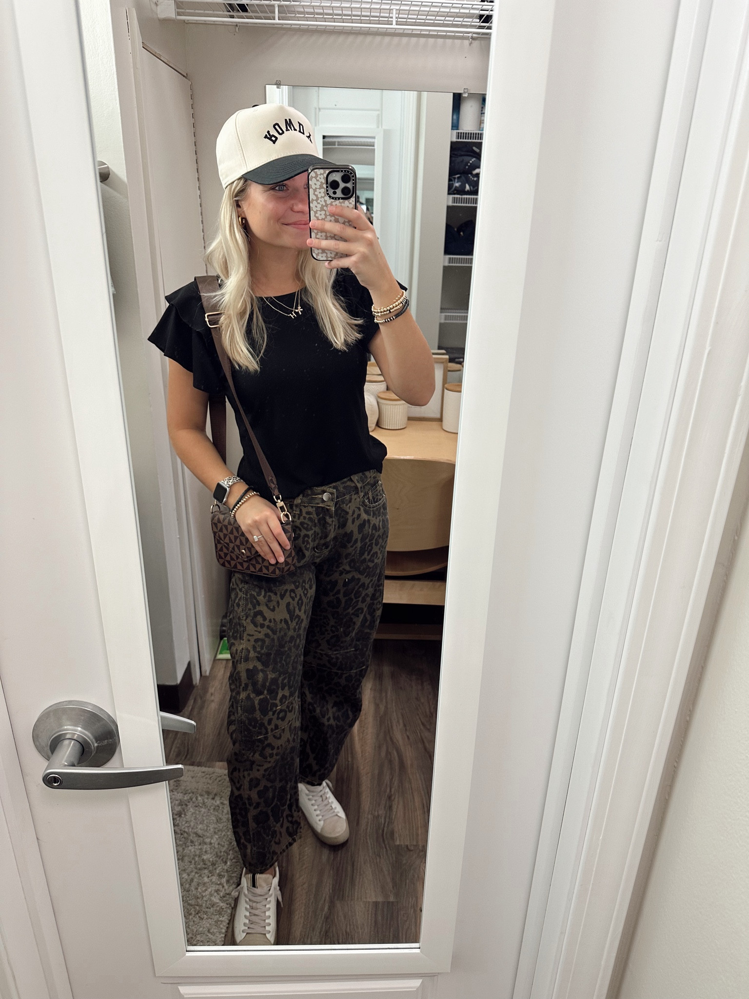 Hat is buckle, shirt is Amazon, jeans are Amazon, shoes are Shu Shop, purse is Francesca’s but I linked almost the exact one from Amazon, all jewelry is linked! 

#LTKStyleTip #LTKSeasonal