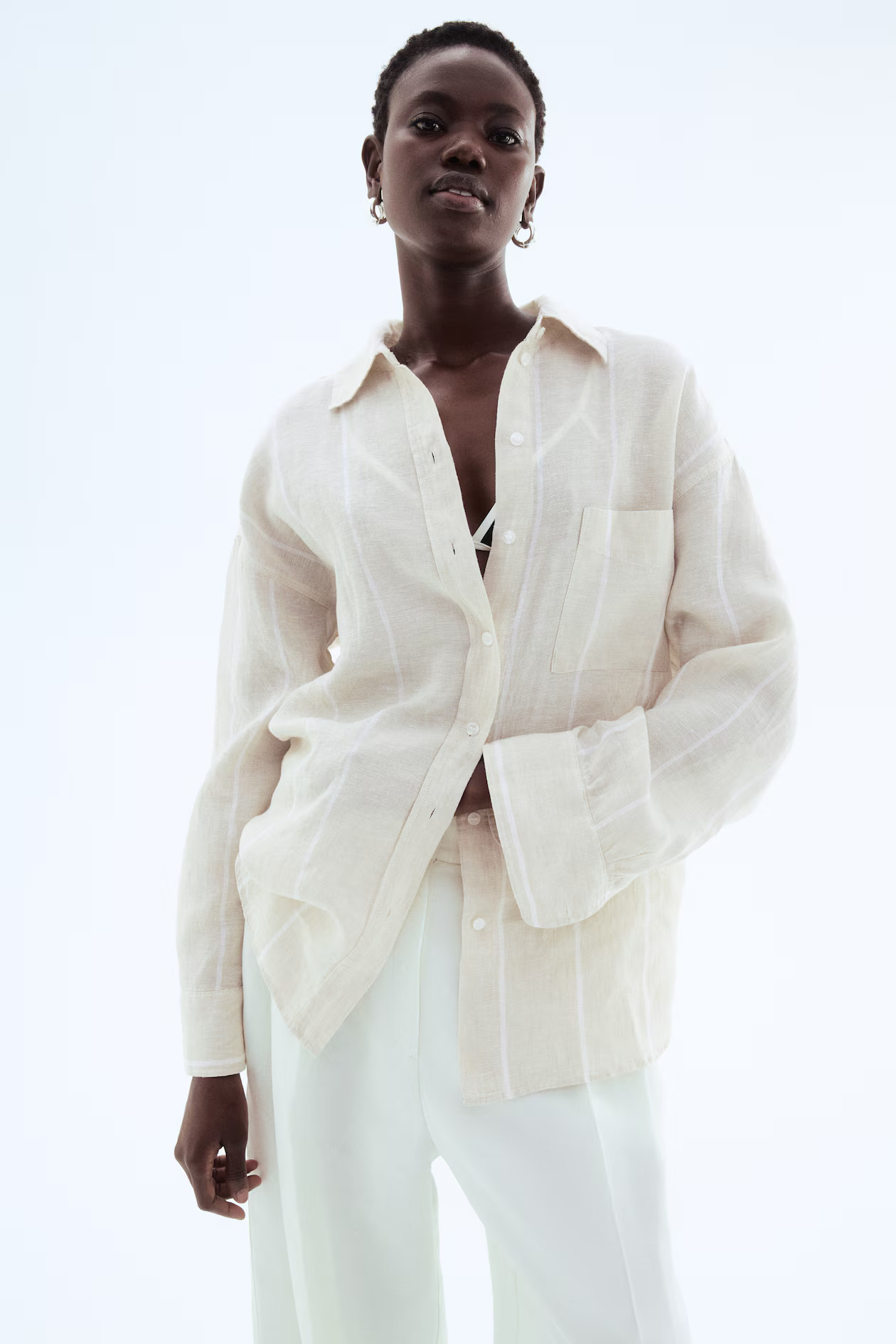 Oversized linen shirt | H&M (UK, MY, IN, SG, PH, TW, HK)