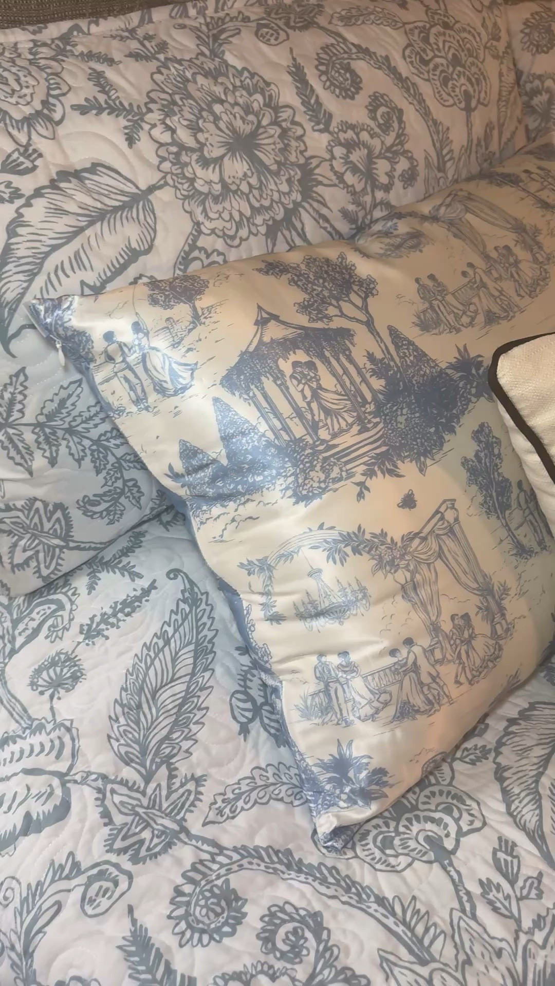 The prettiest blue and white pillowcase!!! @kitsch #silkpillowcase 

#LTKOver40 #LTKmomlife #LTKBeauty