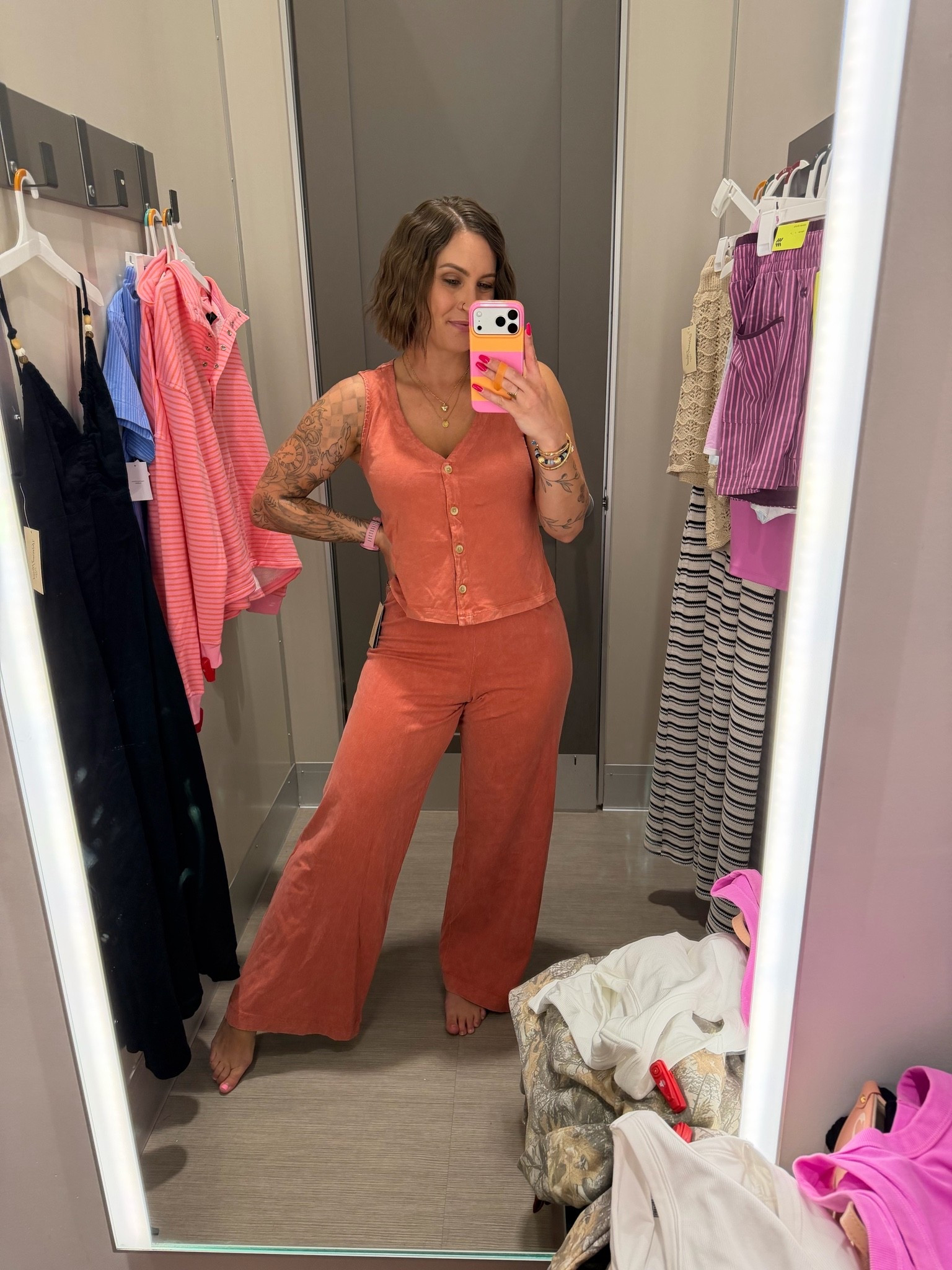 This is the cutest set and super soft! I’m wearing an xs only because sizes were limited in store 😂. I would do a small in both.

#LTKSeasonal #LTKTravel #LTKWorkwear