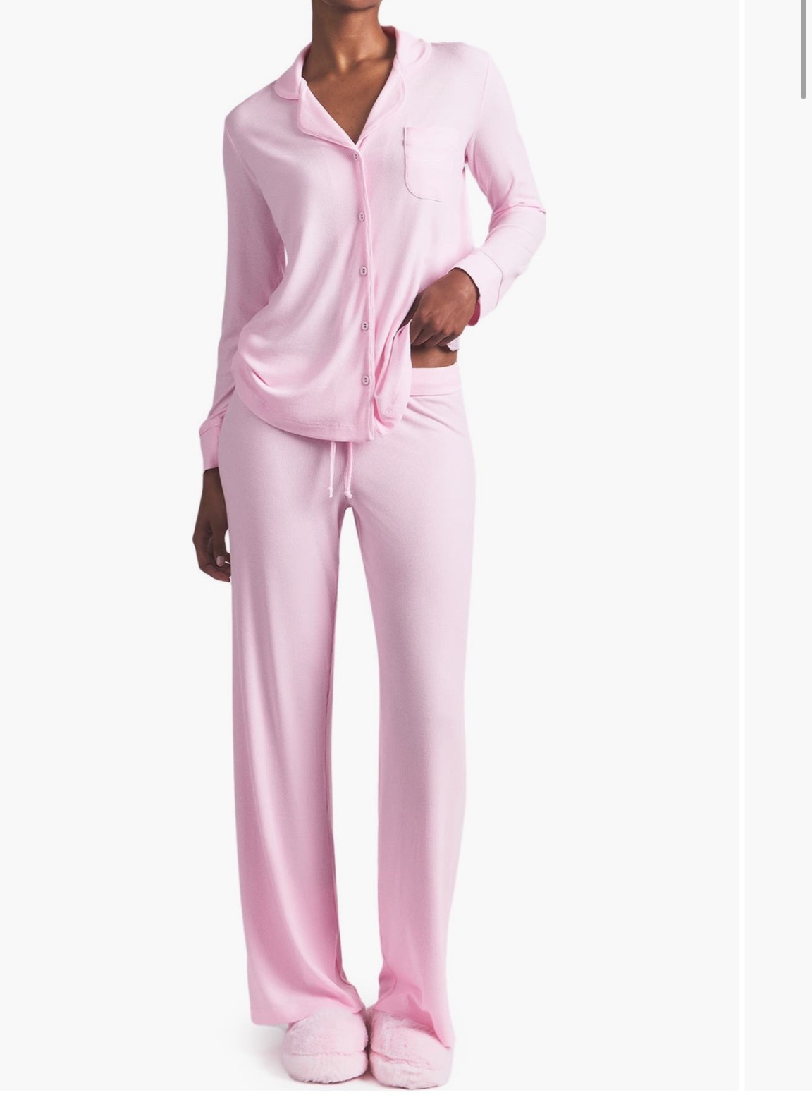 My fav pj’s! 

Love this pink color, and it’s on sale this Black Friday! So so cute 
