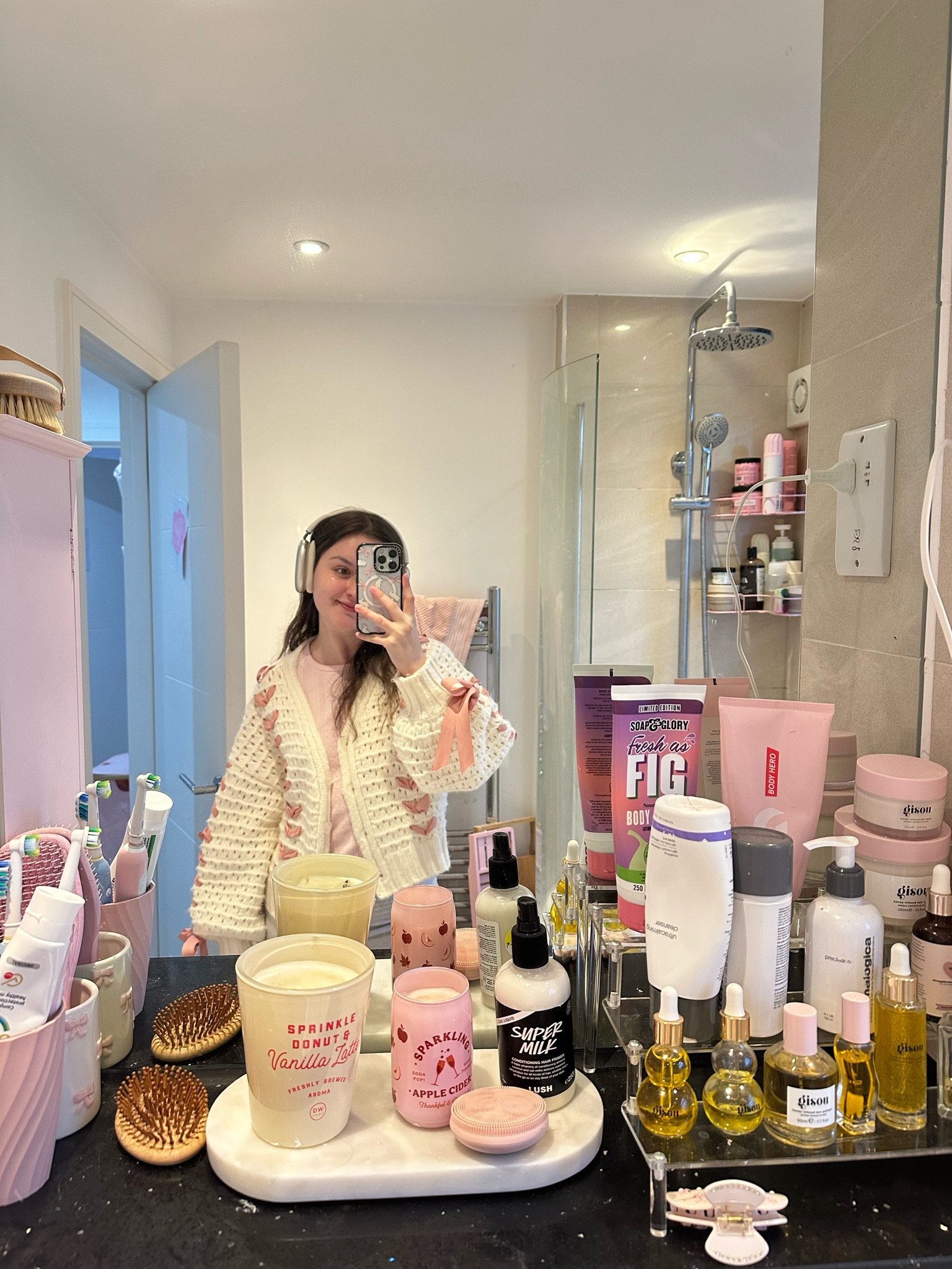 One of my favourite cardigans from for love and lemons💖

#LTKeurope #LTKuk #LTKFashionMonth