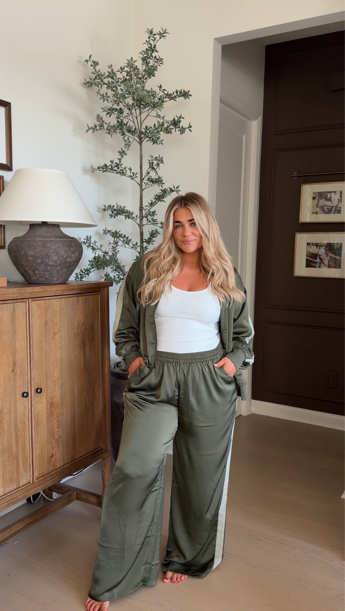Cutest aerie set! XL sweats & large jacket

#LTKmomlife #LTKMidsize #LTKSaleAlert