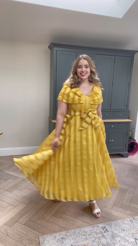 Princess belle style yellow dress with stripe organza ! Bow detail on the shoulders 

#LTKunder100
