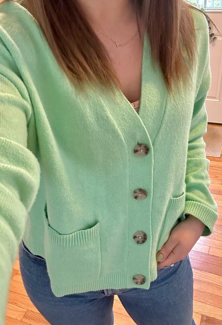 wore this cardigan to work & got a lot of compliments, so I thought I’d link it :) & it’s 50% off right now 
wearing a small 

#LTKSeasonal #LTKfindsunder50 #LTKstyletip