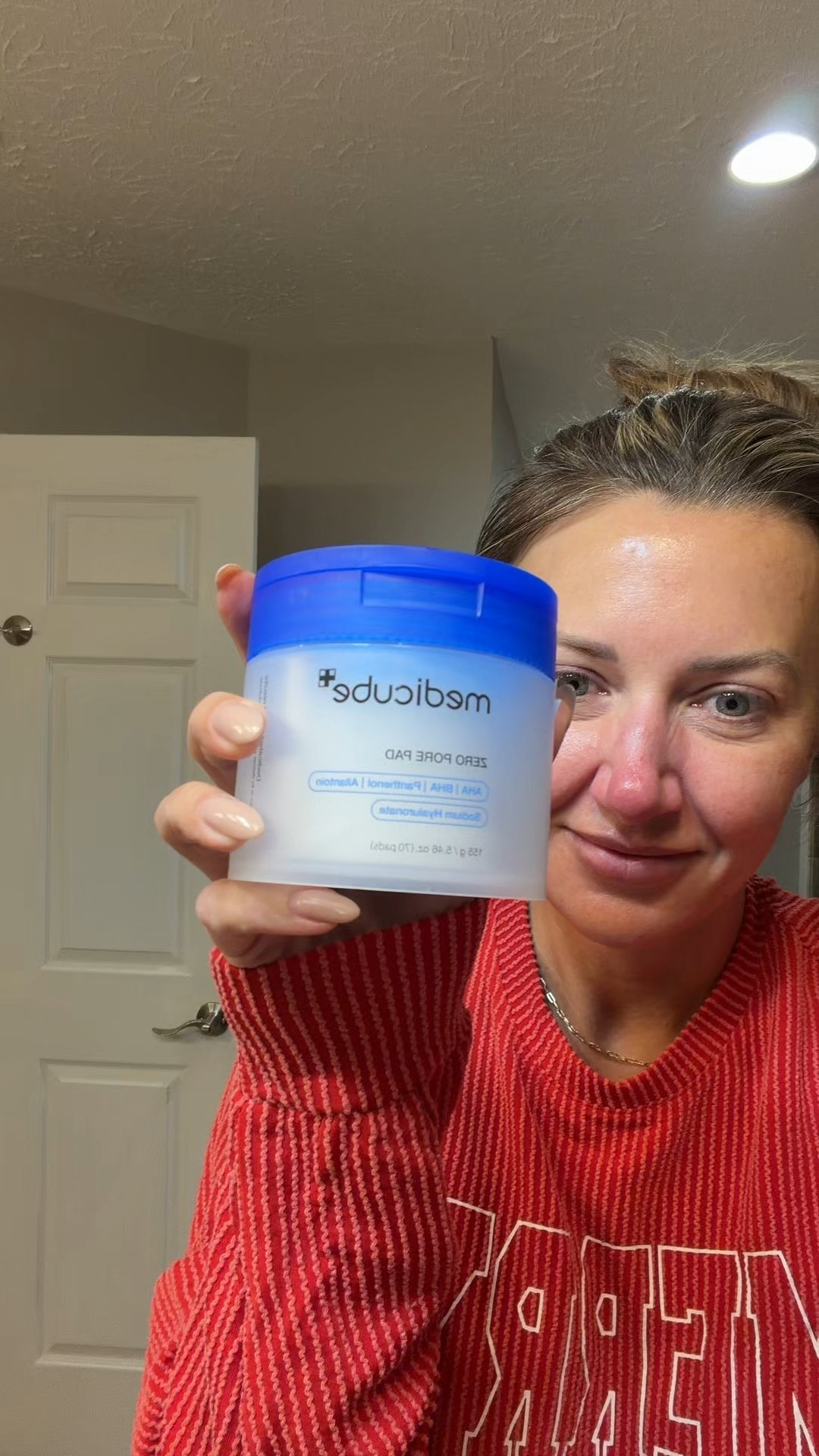 Medicube Zero Pore Pads are designed to cleanse and exfoliate while helping minimize the appearance of pores. Removes buildup, smooths skin texture, and leaves skin feeling fresh and 

#LTKFindsUnder50 #LTKselfcare #LTKBeauty