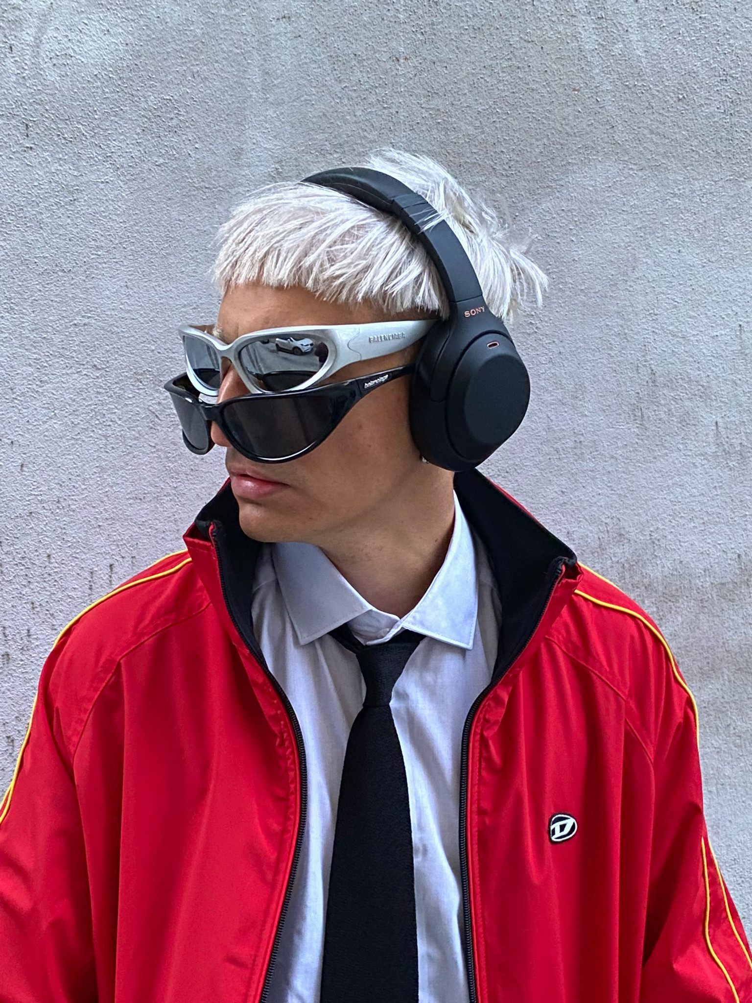 Balenciaga silver sunglasses are out of this universe!

#LTKGiftGuide #LTKstyletip #LTKeurope