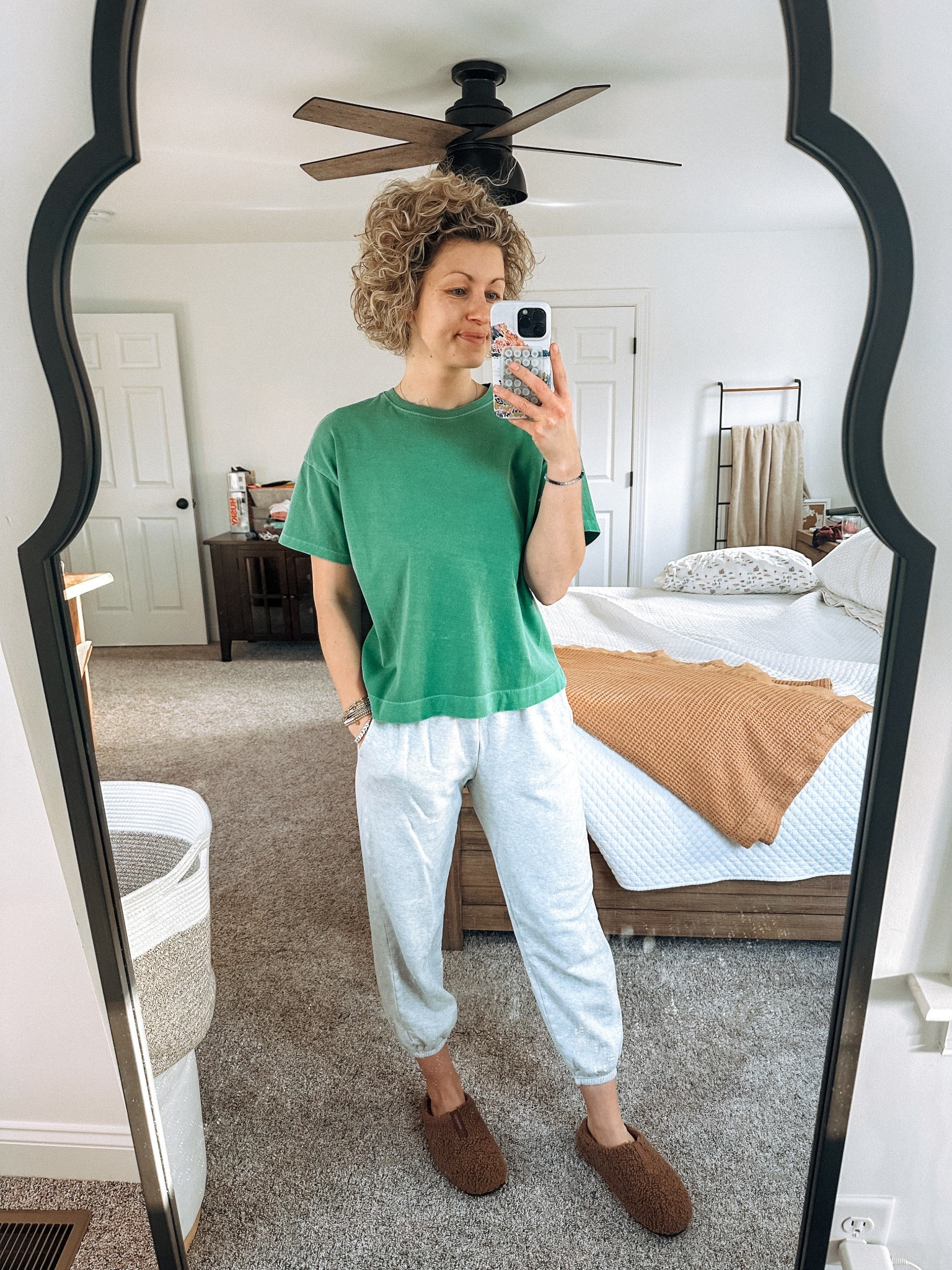 Comfy cotton momfit ☘️

#LTKSaleAlert #LTKFindsUnder50 #LTKSpringSale