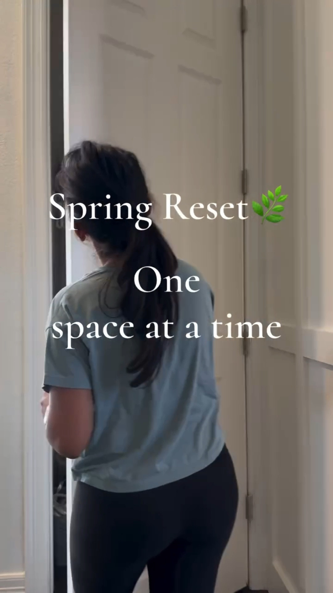 Spring is (almost) officially here🌿

Instead of overwhelming myself with a full house Spring Clean… I am resetting one space at a time.

Today’s project : The Kid’s Coat Closet

A place for bow, socks, sports, extra backpacks, and basically anything that doesn’t have a home 😂

Simple systems in place make 
every day routines SO MUCH BETTER 

Pro tip: it doesn’t have to be pretty, it just has to be functional!

#springcleaning #homeorganizing #organizedhome