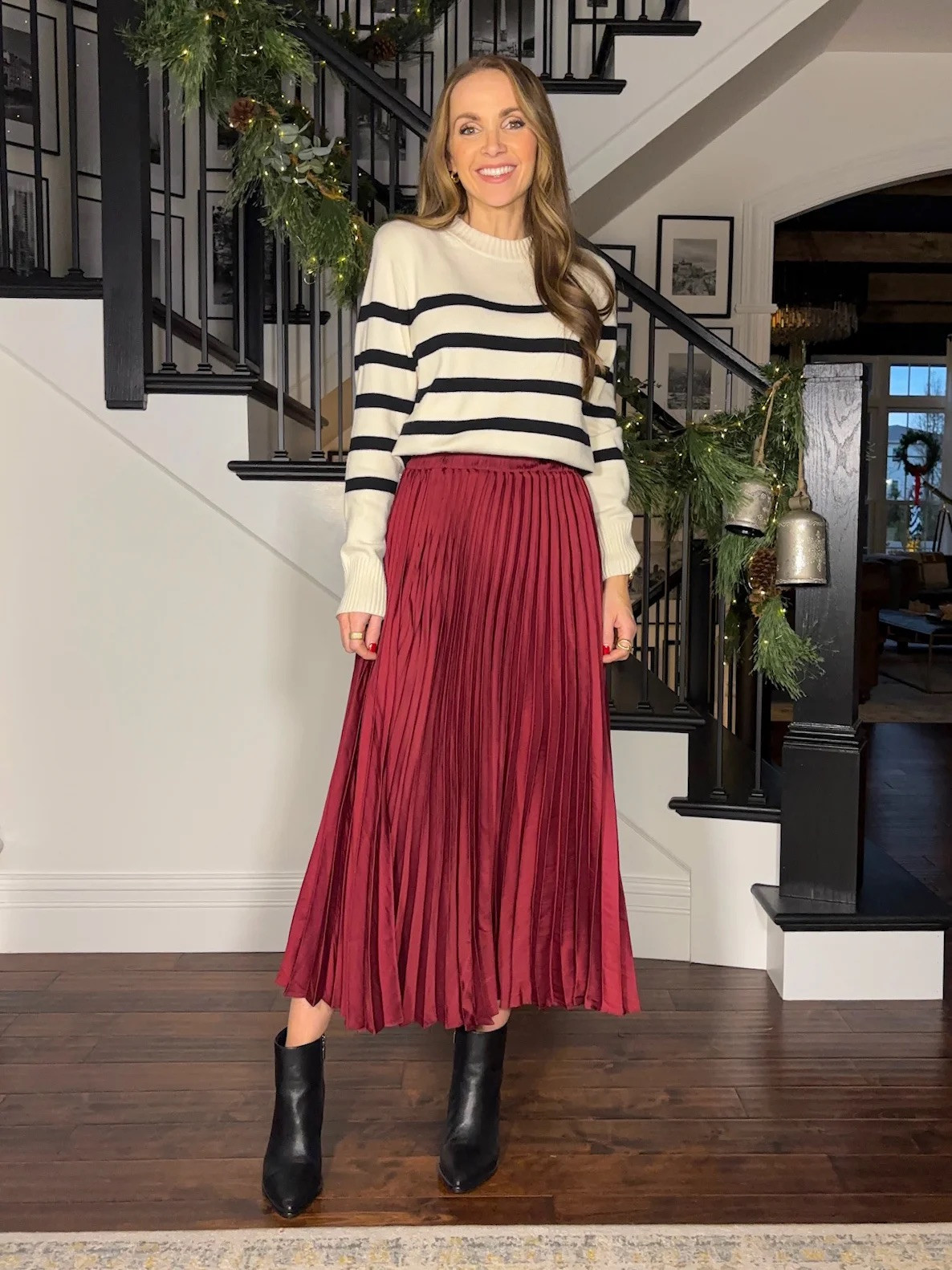 Elastic adjustable band for tucking sweaters styled with @target sweater + pleated skirt 

#LTKSeasonal #LTKStyleTip