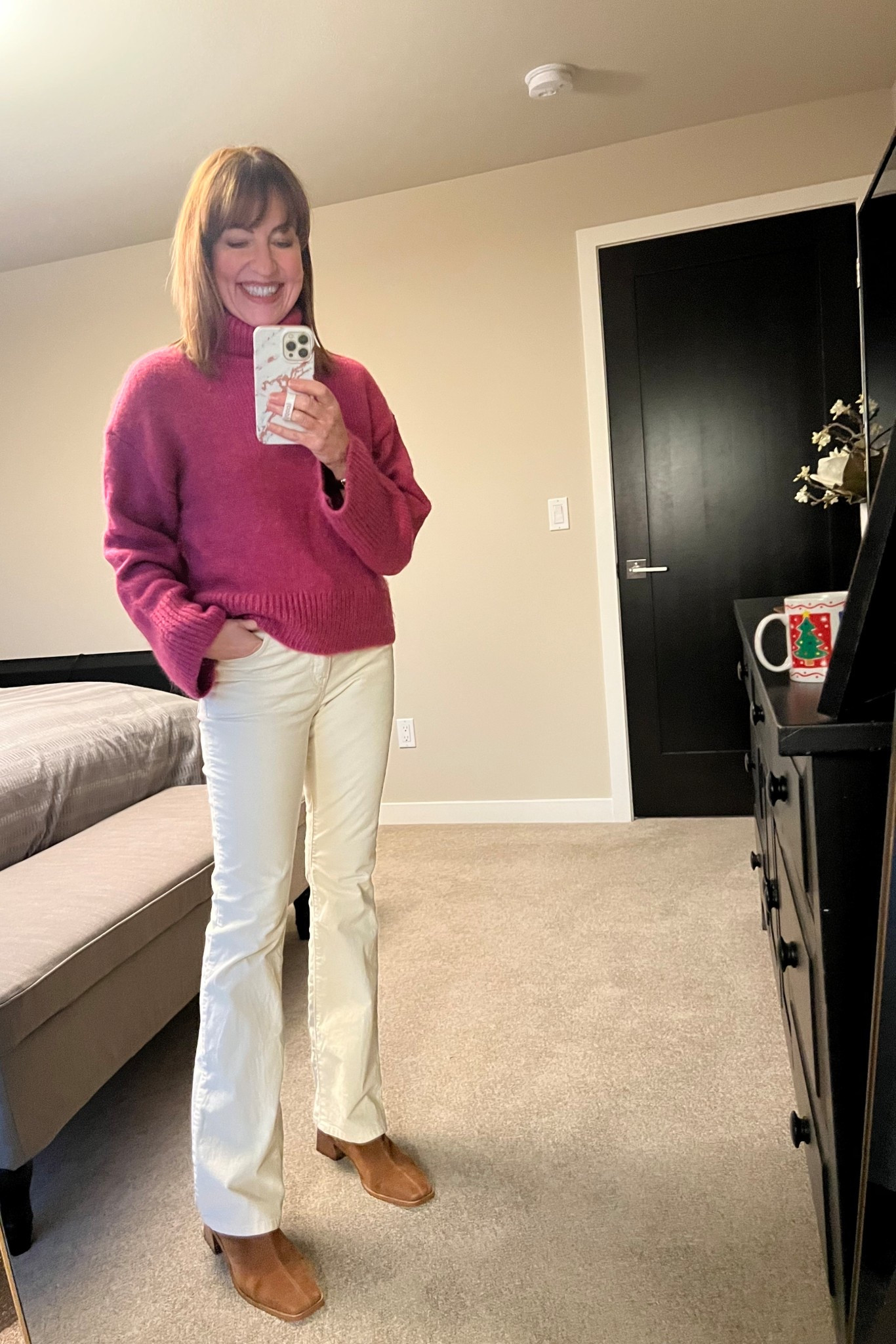 Wearing my new pink turtleneck sweater for a casual family dinner! 

Nordstrom, pink sweater, Levi’s, ecru cords, sock booties, & other stories, date night outfitts

#LTKHoliday #LTKootd #LTKOver40