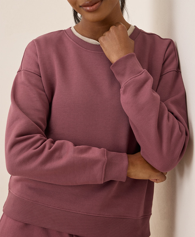 Women’s Clearance Cloud Brushed Fleece Crew Sweatshirt made with Organic Cotton | Pact | Pact Apparel