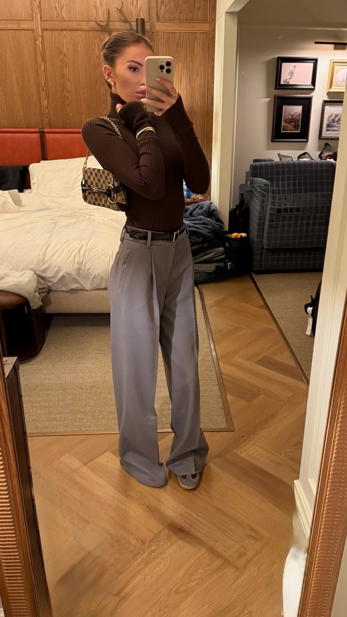 Grey and brown ootd for a day in Scotland 🤎🩶

#LTKSeasonal #LTKStyleTip #LTKShoeCrush