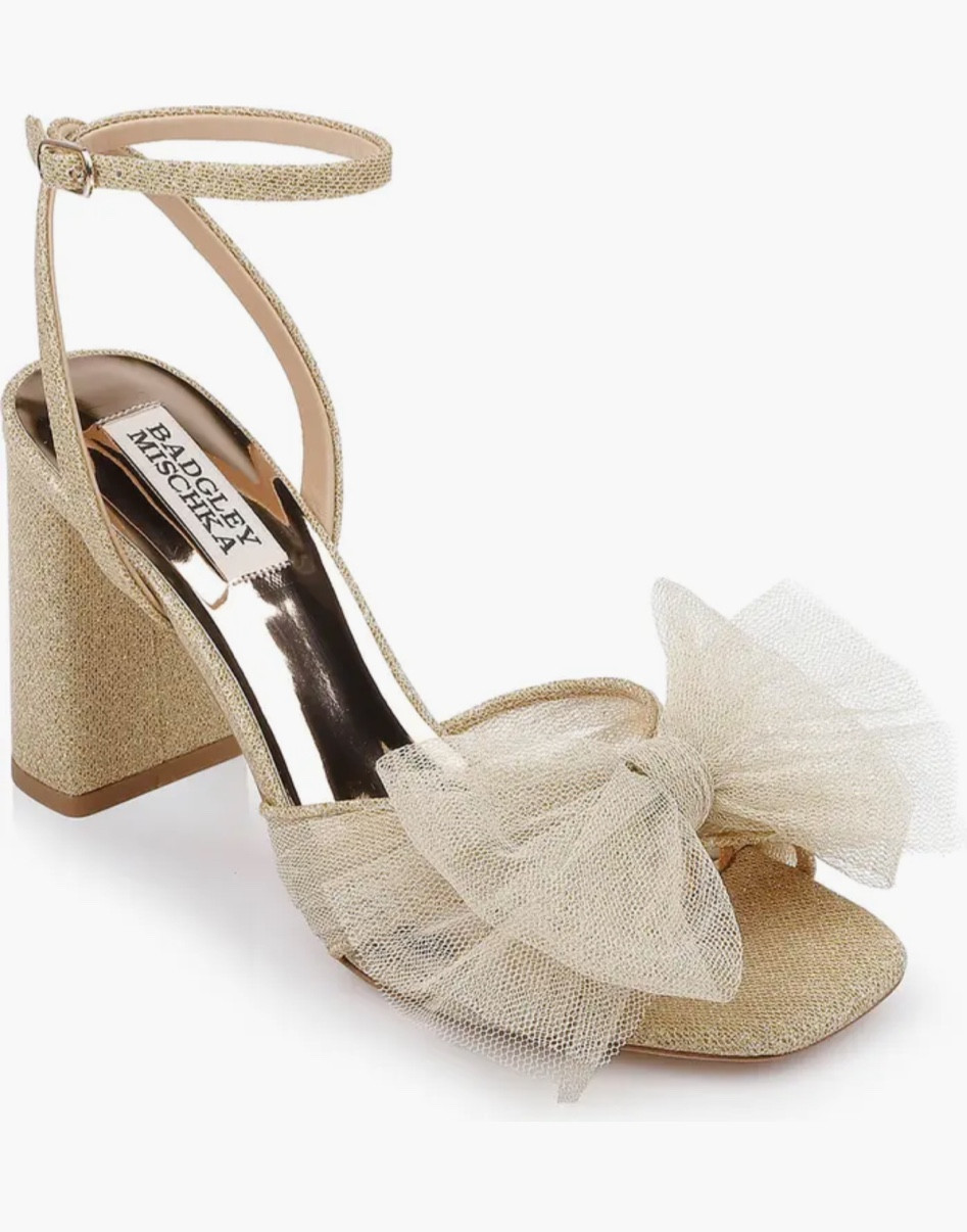 On major sale! Bows are trending right now🎀🫶🏼 
#heels #bows #cybermonday #holidayoutfit #christmasoutfit #christmaspartyoutfit

#LTKGiftGuide #LTKsalealert #LTKHoliday