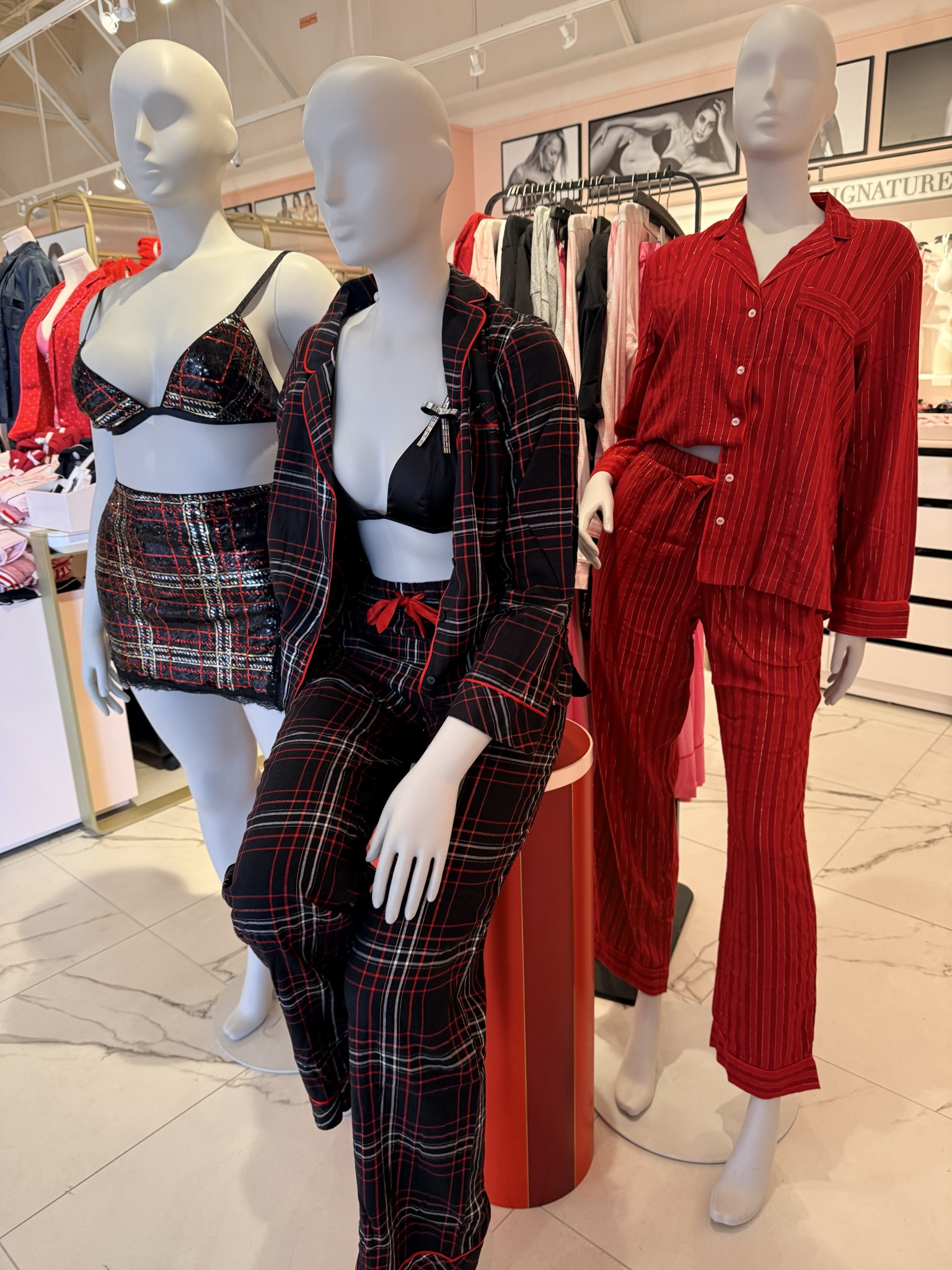 Victoria’s Secret has Christmas pajamas for just $35 and they are TOO good to pass up 🎄✨
Cozy, cute, and perfect for holiday nights, gifting, or treating yourself.
I linked all my favorite $35 pajama picks on LTK so you can grab them before sizes sell out!

#victoriassecret #vspajamas #christmaspajamas #holidaypjs #pjsale #LTKholiday #LTKfashion #LTKfinds #LTKsale #shoppingfavorites #onlineshopping #holidaystyle #christmasshopping #giftideasforher #ShoppingWithPriiincesss #Atlantamom #Atlantabloggers #Atlantablogger #AtlantaCreator #Atlantacontentcreators #Atlantacontentcreator

#LTKGiftGuide #LTKSaleAlert #LTKHoliday