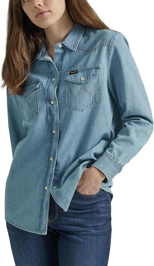 Wrangler Women's Boyfriend Denim Snap Closure Shirt | Amazon (US)