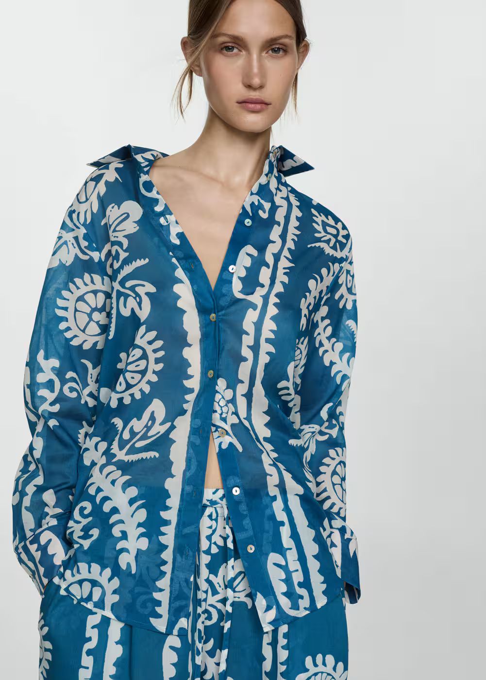 Printed oversize shirt -  Women | Mango USA | MANGO (US)