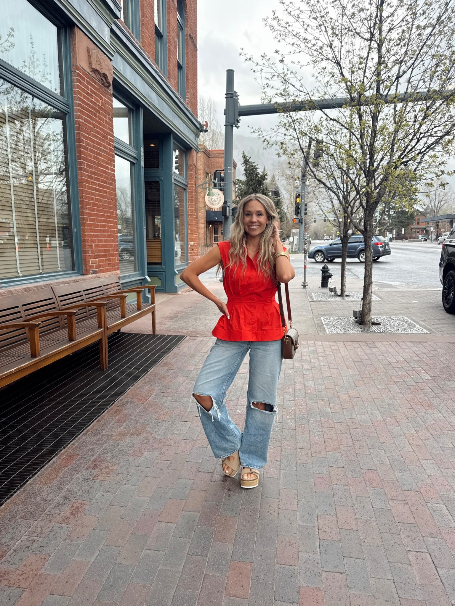 This Zara top is so fun & unique! ❤️

Size: S / my tts (runs a tad small) 