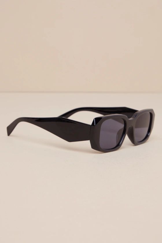 Iconic Overview Black Rectangular Sunglasses | Lulus
