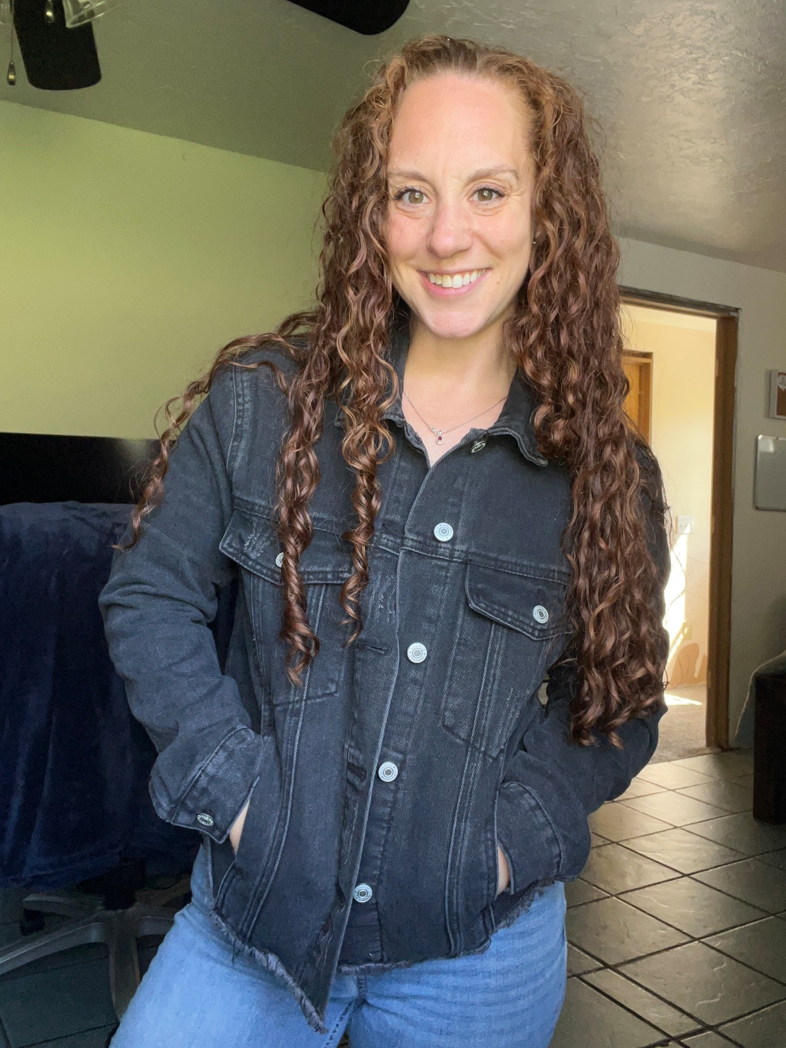 This jacket is so good! Going into fall it’s the perfect transition jacket. True jean material, a little cropped with a raw hem, functional buttons and pockets. Perfect for concert season as well!

#LTKSeasonal #LTKPetite #LTKFindsUnder50