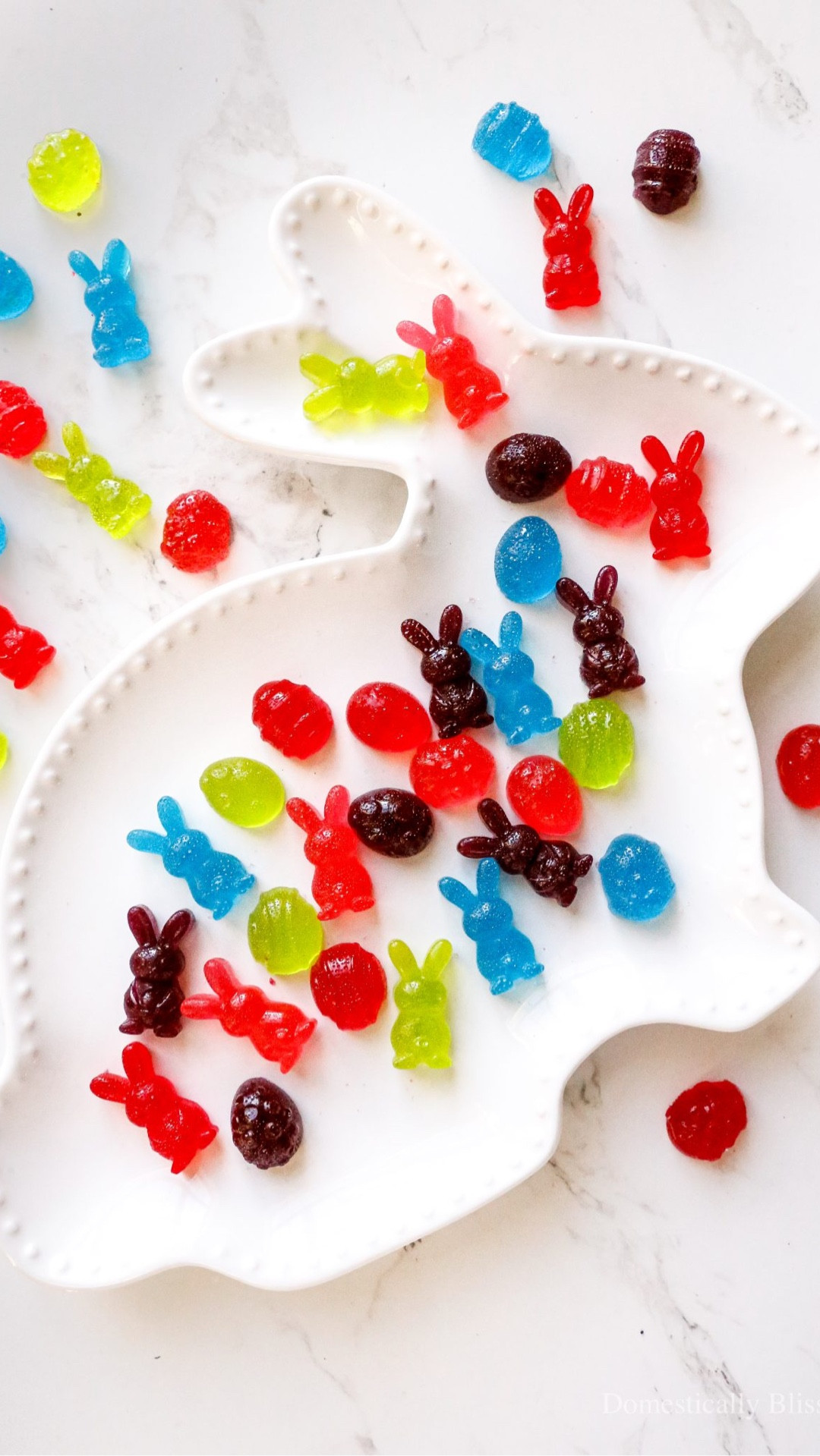 This DIY Easter Candy is super easy to make and a fun way to customize candy for Easter.

See details: 
https://domesticallyblissful.com/diy-easter-candy/



#LTKKids #LTKSeasonal #LTKfoodie