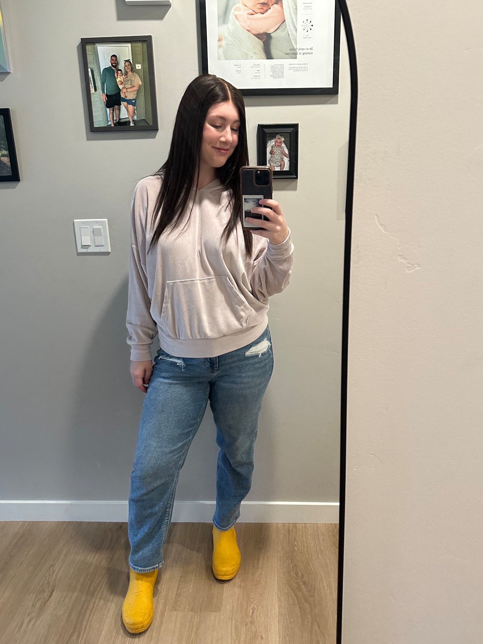The coziest Spring look, plus I’m sporting some of the top colors of the season 🩷💛



#LTKSaleAlert #LTKStyleTip #LTKSeasonal
