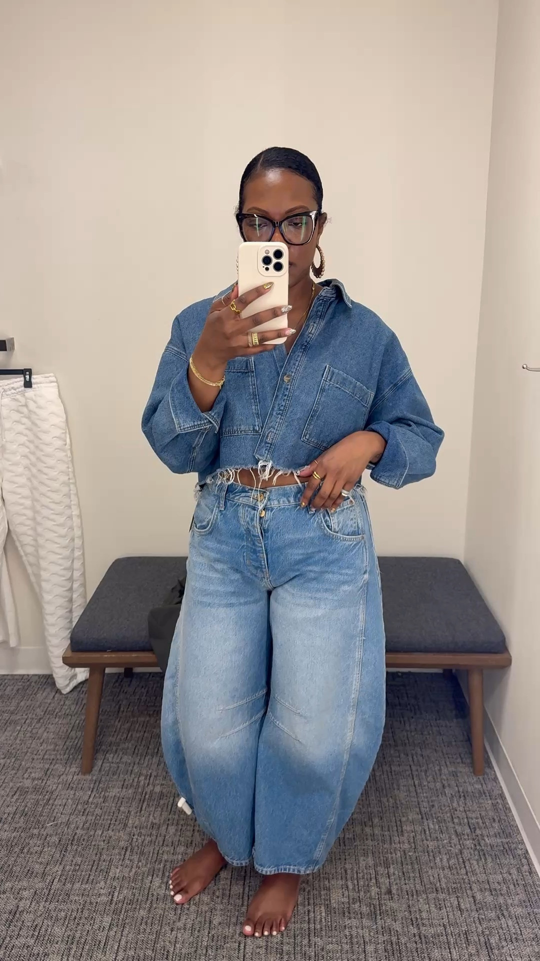 Barrel
Jeans for spring 

#LTKMidsize #LTKootd #LTKFestival