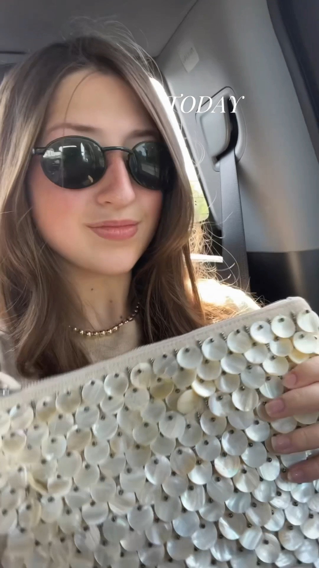 This look is so simple yet one of my favorites 🤍 the accessorizing of the shell pouch & Alice + Olivia leather heels are perfection! (and i have both linked for under $100!!!) 🤩



#LTKSeasonal #LTKFindsUnder100 #LTKStyleTip