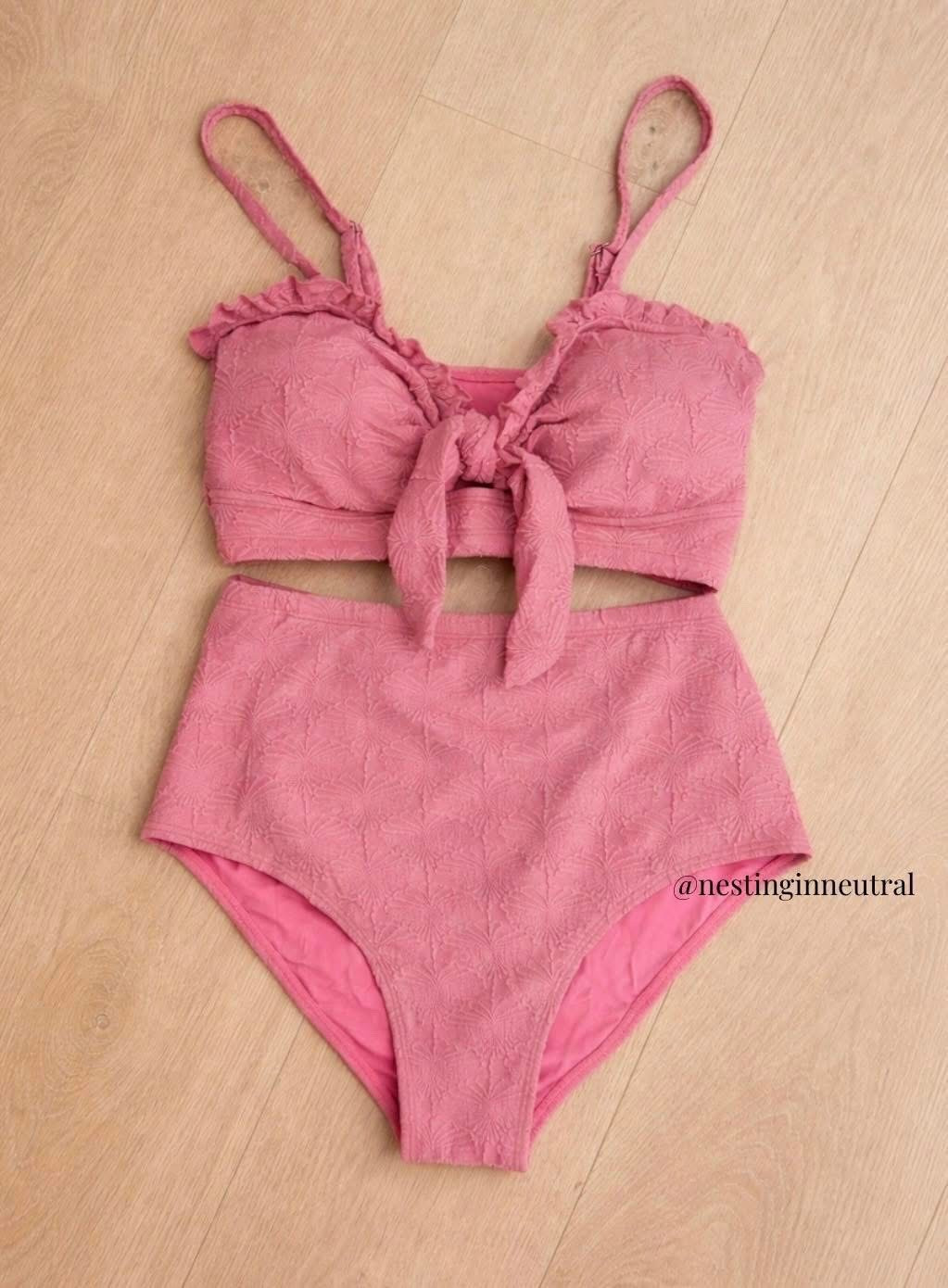 It's baaack! 🐚 Only $18. My gorgeous swimsuit with the seashell detail- it's literally made for the beach! It has the best coverage in the bottom and the top is ADORABLE with that bow!

Swimsuit, pink, vacation 

#LTKSwim #LTKTravel