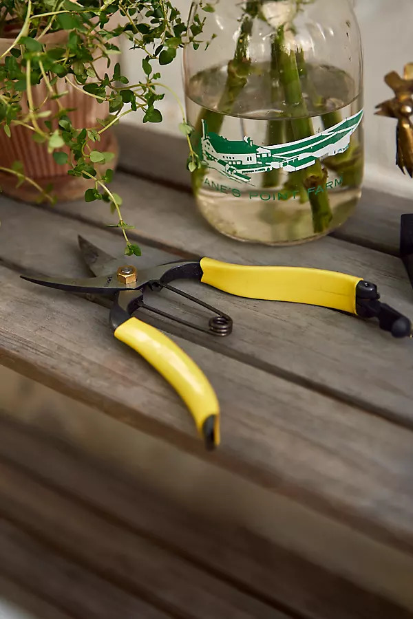Niwaki Lightweight Hybrid Secateurs | Terrain