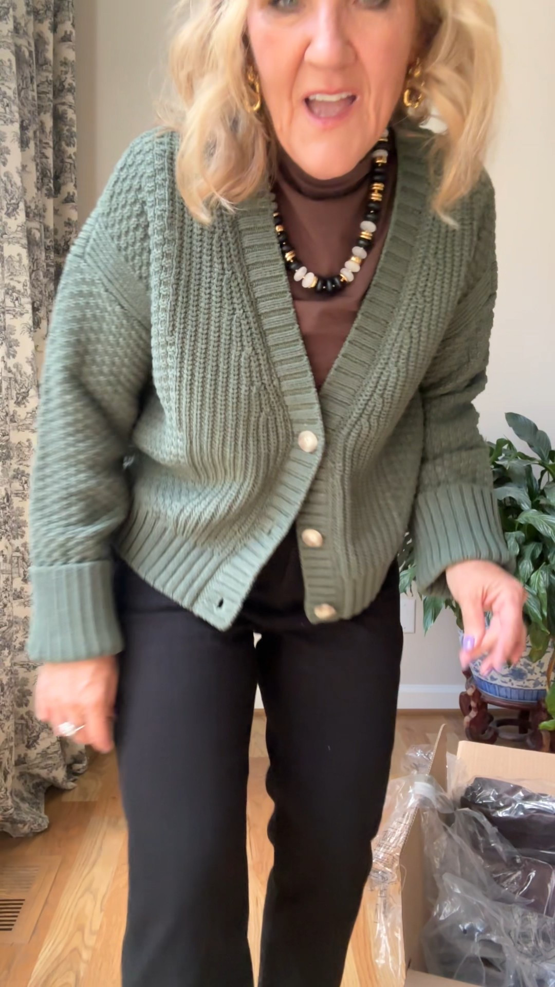 Abercrombie sale! Extra 15% off ends 8/11 with code DENIMAF These jeans are the ankle straight leg. Size 29 short 
SWEATER size medium 
Paloma top is a great shell base layer with ruching on the side 

#LTKSaleAlert #LTKautumn #LTKOver40