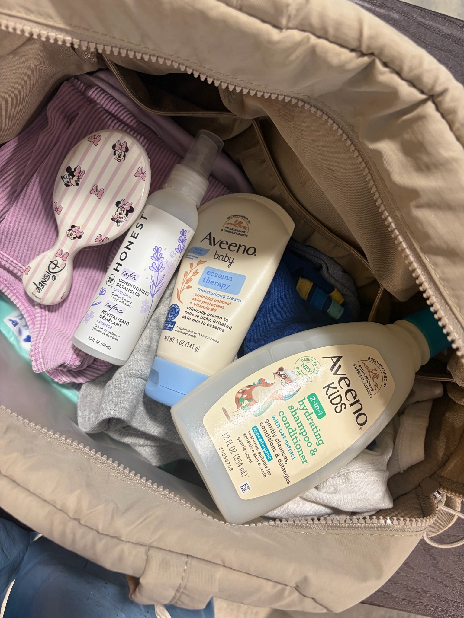 Peak inside the swim bag! 
#swim #swimbag

#LTKmomlife #LTKKids #LTKSwim