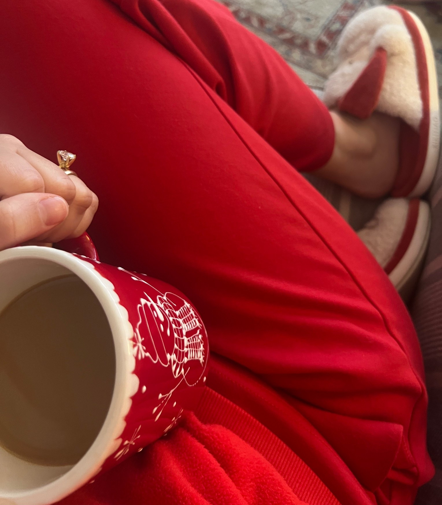 all red please ❤️ #tinynowsinc #twopieceset #loungewear 

#LTKHoliday #LTKSeasonal #LTKootd