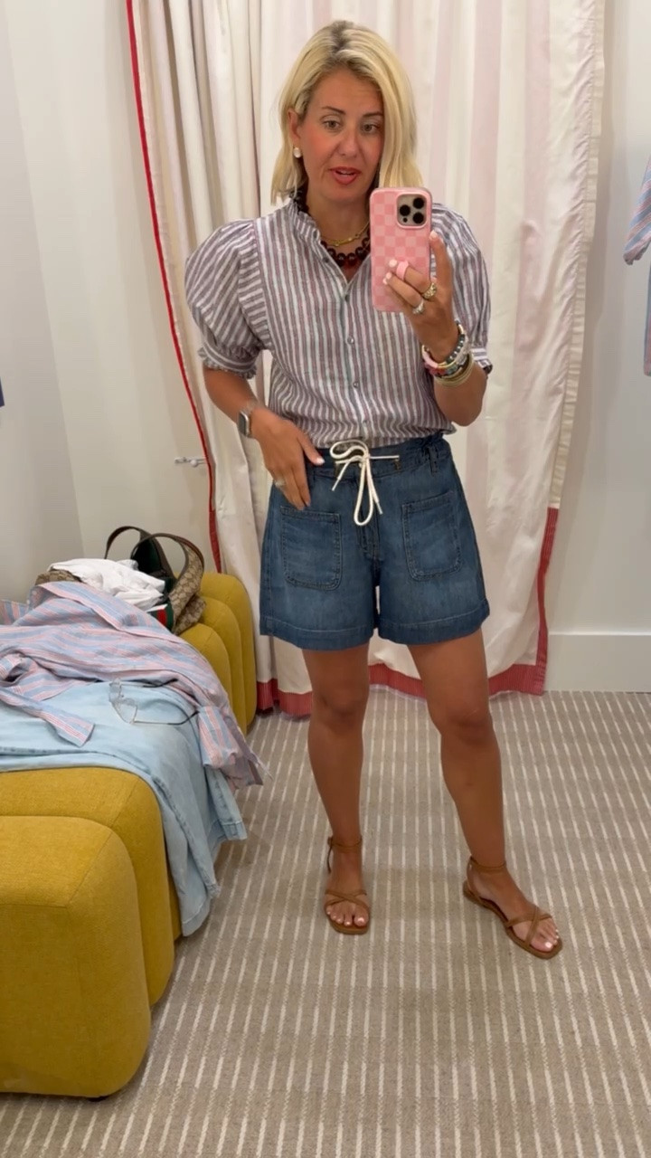 Oh I LOVE this look!! These shorts are so chic & comfortable! 
Top - small
Shorts - small
Sandals - 8 tts

 *Use my code Catherine20 at A+B
 *Use code Mixandmatchmadness at Loopy

#LTKdayinmylife #LTKmomlife #LTKTravel