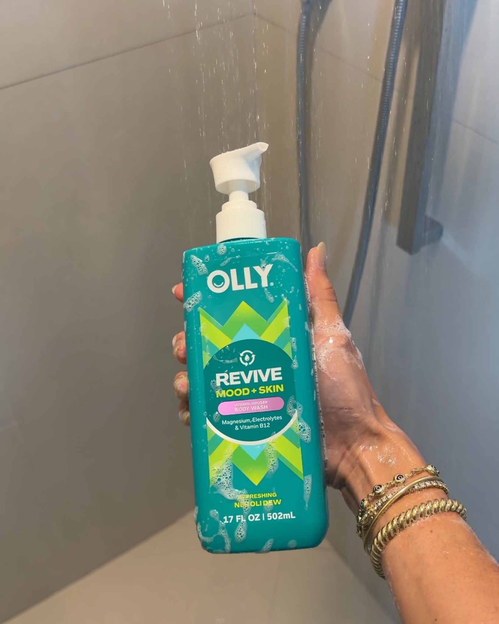 #OLLYPartner - The @ollywellness Body Wash is a vitamin-infused wash that helps revive tired skin, supports the skin barrier and makes my shower feel like a reset. Find it at @walmart

@shop.ltk #liketkit 
