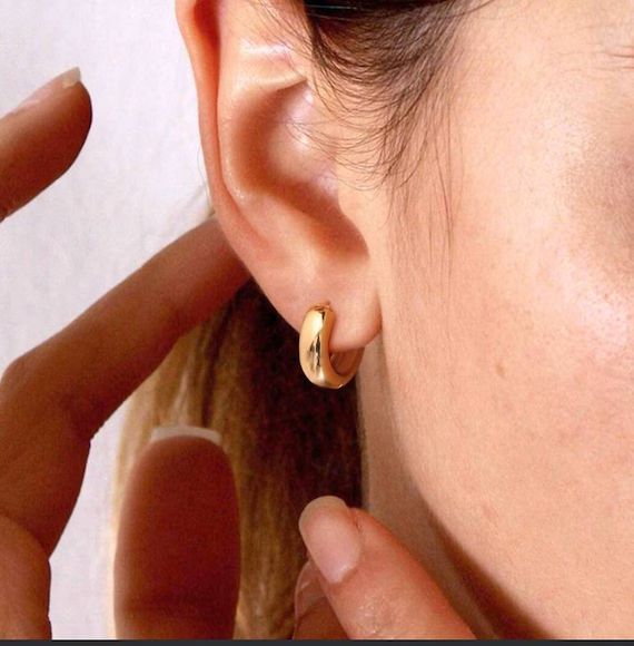 18k Gold Hoop Earrings Thick Huggie Earrings 14mm Gold | Etsy | Etsy (US)