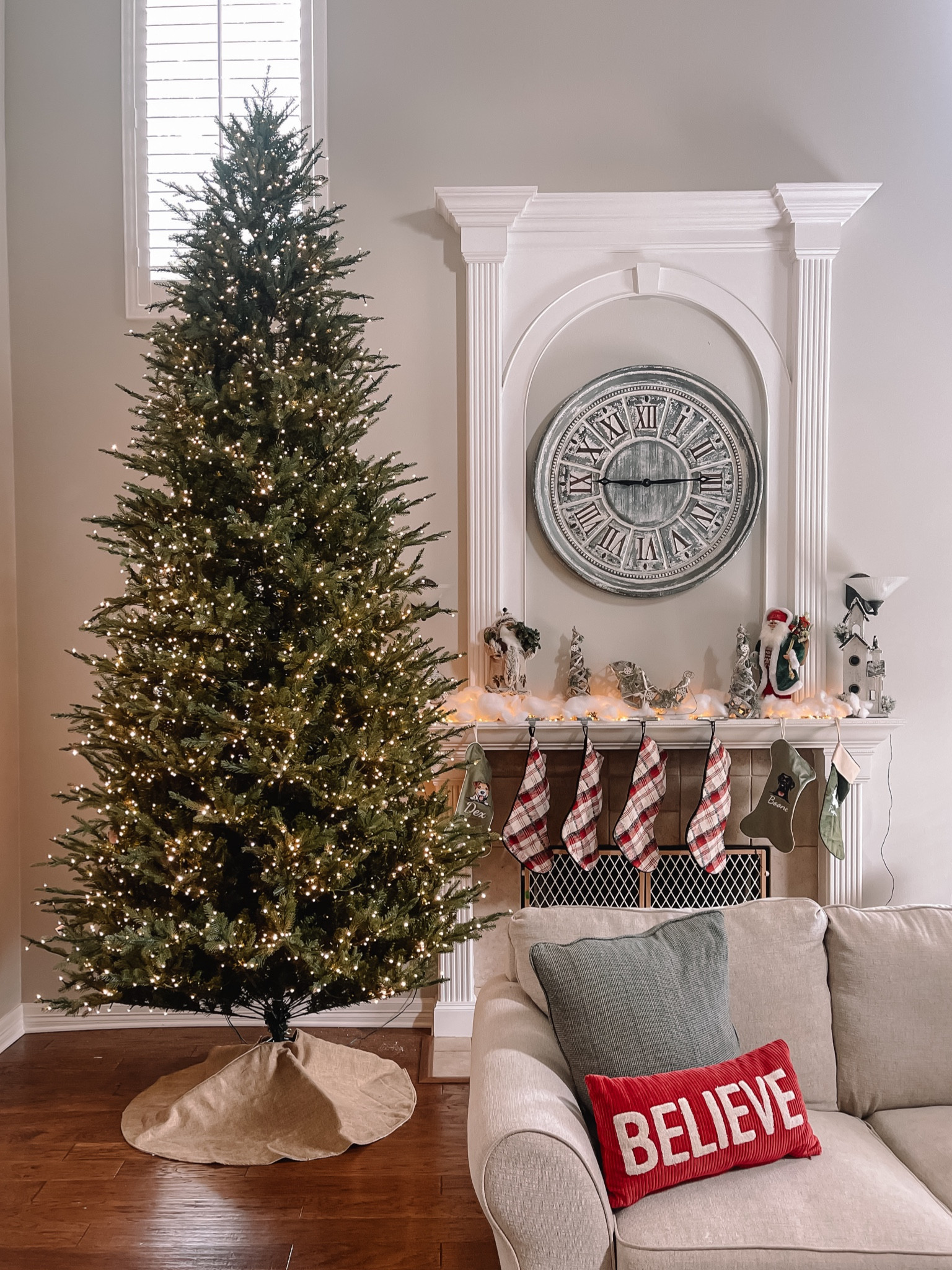 12 ft grand duchess full prelit viral Christmas tree 

#LTKhome #LTKSeasonal #LTKHoliday