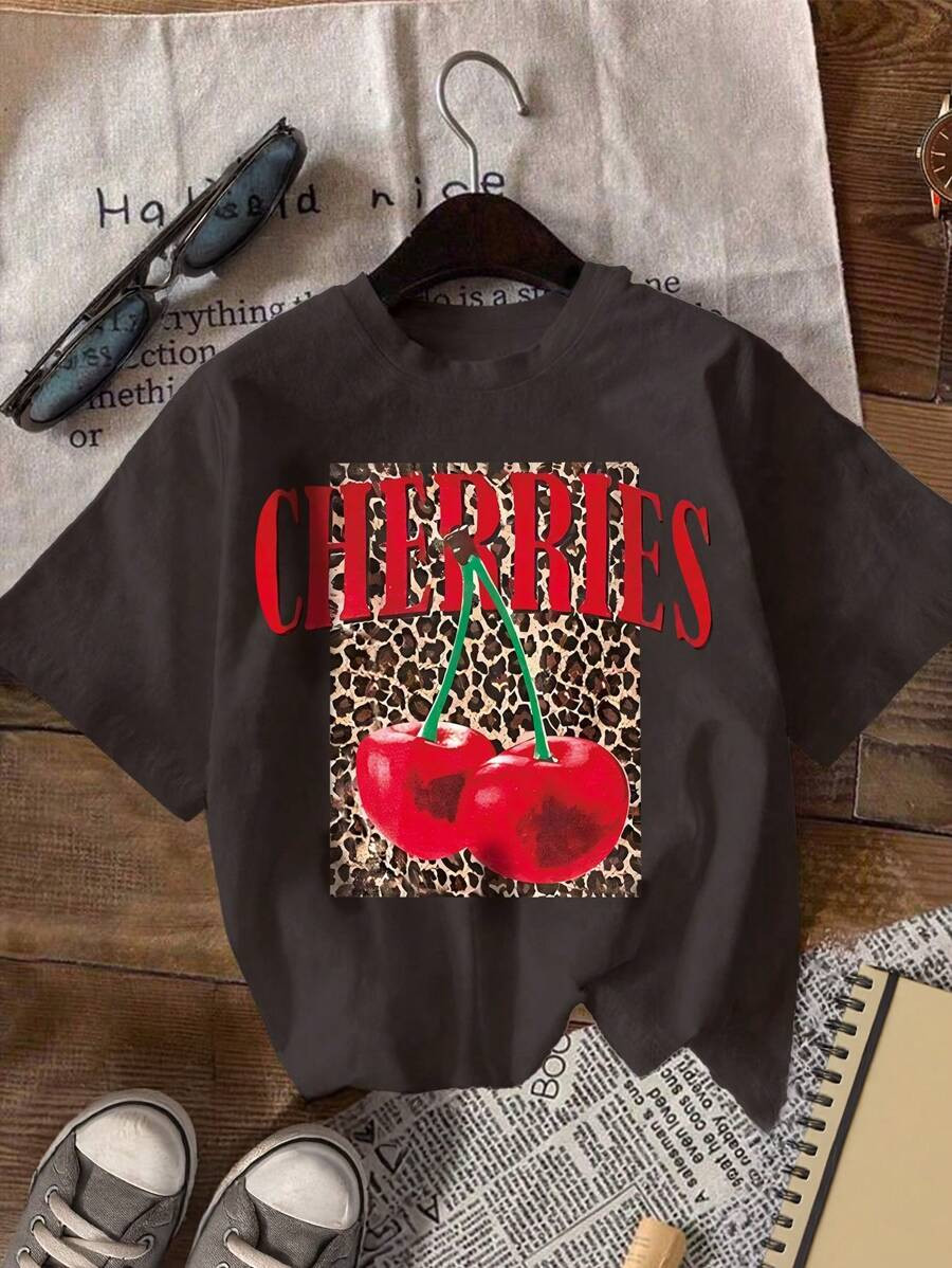 SHEIN EZwear Plus Size Women's Cherry Print Letter Round Neck Short Sleeve Casual T-Shirt | SHEIN