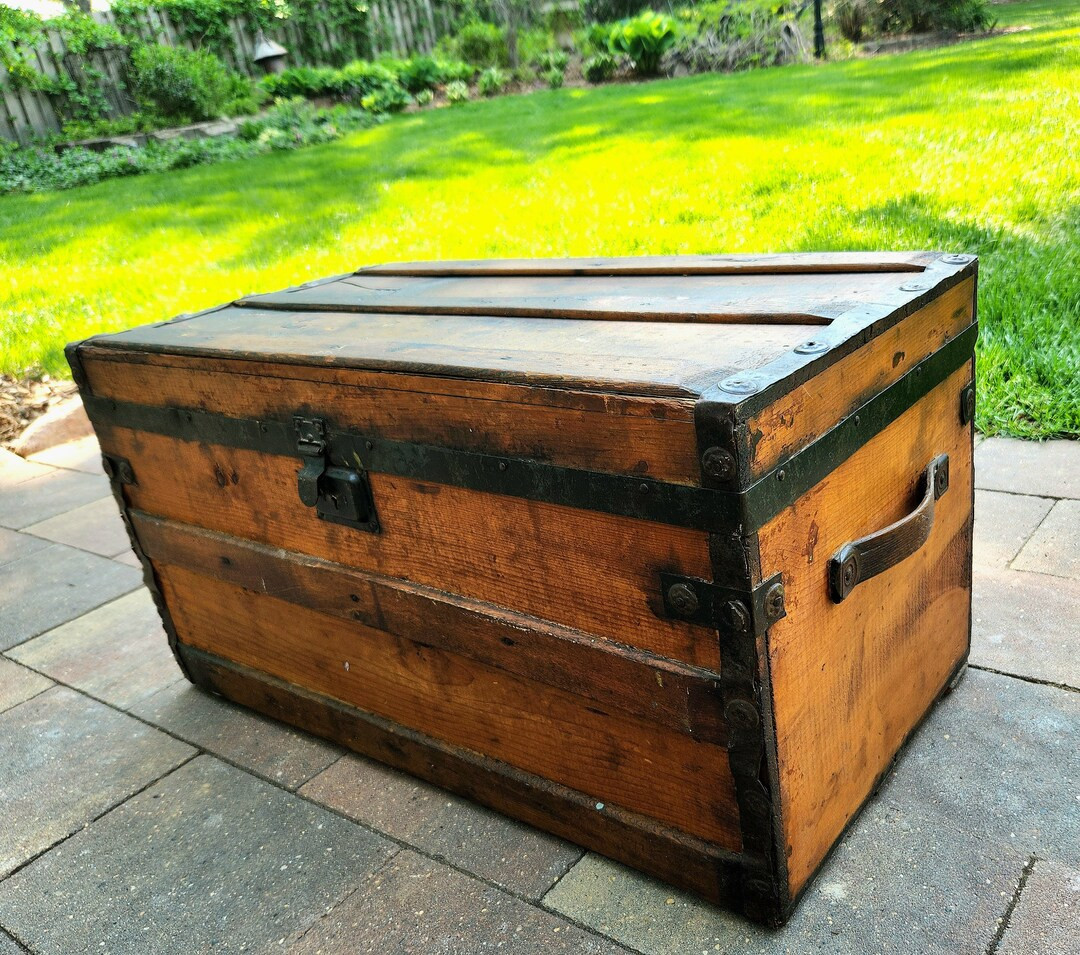 Antique Wood Trunk I Flat Top I Amazing Details I Wood Handles I 28 X 14 X 14.5 - Etsy | Etsy (US)