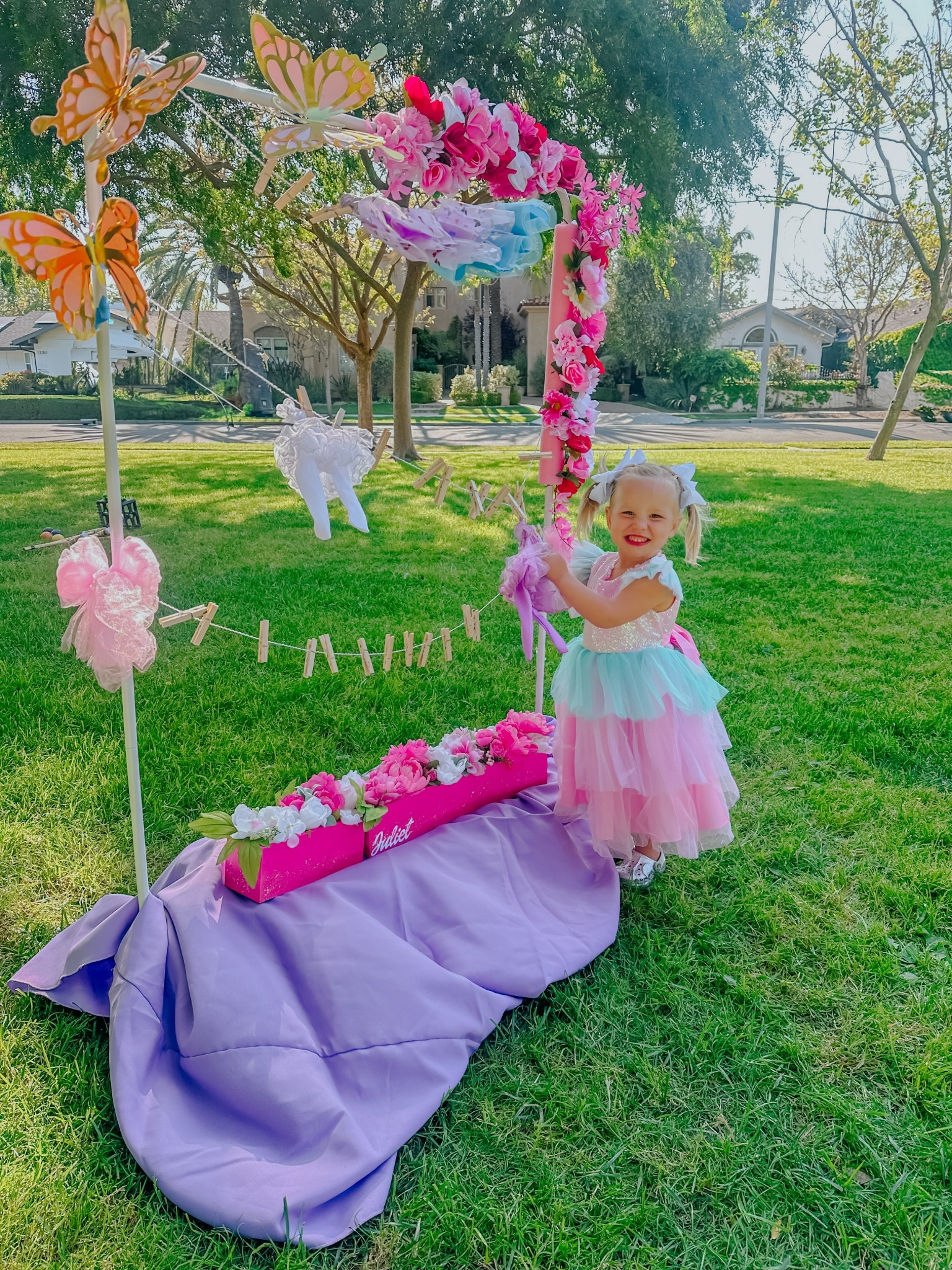 Ellie picking out clothes for her doll! 


Doll Birthday Party. Kids Birthday Party. Girls Birthday. 7th Birthday. 

#LTKParties #LTKFamily #LTKKids