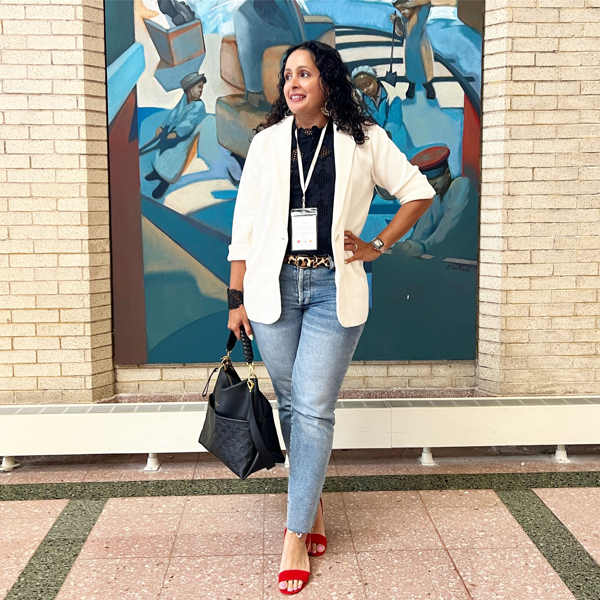  I had a massive knot in my stomach this morning.

Google maps was rerouting me, once again after I made a wrong turn in St.Paul. But I’m used to that, that’s not what the knot in my stomach was.

This morning I actually realized I had not been to an in-person networking, large scale event in 4 years! So meeting new people, in a new city, new state felt a little scary even to me this morning!

Well the nerves explain the 3 outfit changes this morning! Which is very unlike me.

Finally I settled on this trusty color combo-basic yes but elevated with pops of color in the sandals, an animal print belt and statement accessories finish the look.

When you are already feeling worried or unsettled about being somewhere, that’s not the time to first try a new style, outfit or trend.

What should you do instead ?

❤️Stick to tried and trusted color combinations that work for you.
❤️Wear shoes you’ve broken into already. Being on your feet and having blisters is not going to be fun!
❤️If wearing jeans choose ones that have be worn in & stretched out.
❤️Avoid fabrics that feel itchy- lace, sequins etc if you are not used to it.
❤️choose accessories that elevate and add interest to your total look.

Now tell me what are your favorite networking tips?


#LTKstyletip #LTKunder50 #LTKworkwear