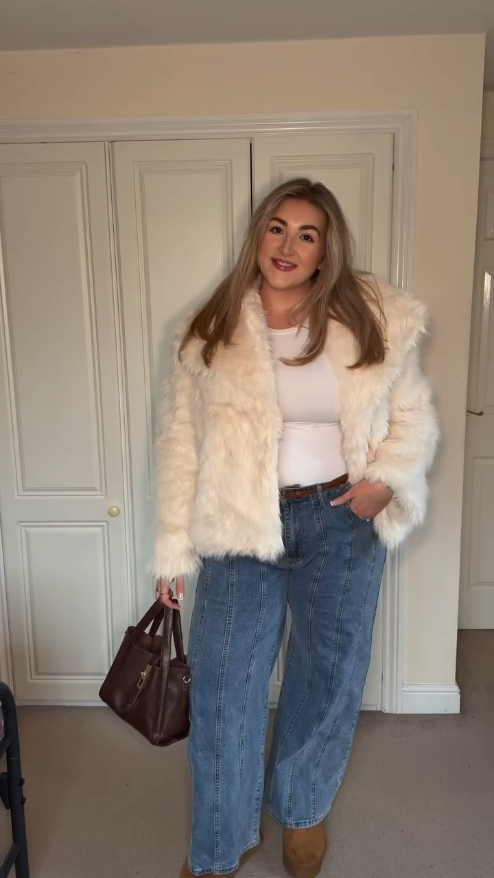 It feels like FOREVER since I’ve done an everyday outfit inspo video of all things I already own in my wardrobe! 

I for one know how easy it is to just chuck on your comfies and go about your day and tbh I do most of the time, but it is nice to be able to pull some outfits together that just feel that but more elevated! 

Comment SHOP to be sent links to your DM❤️

Everything will be linked on LTK/highlights✨

Follow @kirstenparryx for more inspo🫶🏼

#winteroutfit #winteroutfitideas #winterfashion