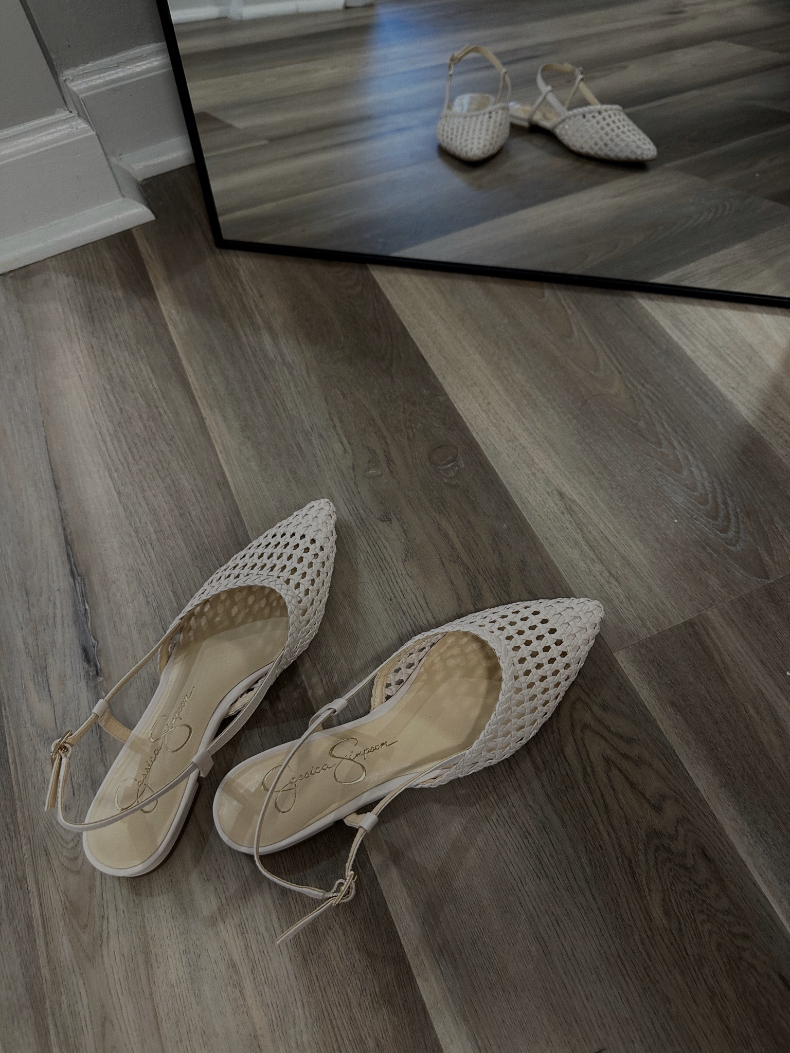 Flats 🫶🏼

#LTKFindsUnder50 #LTKStyleTip #LTKFindsUnder100