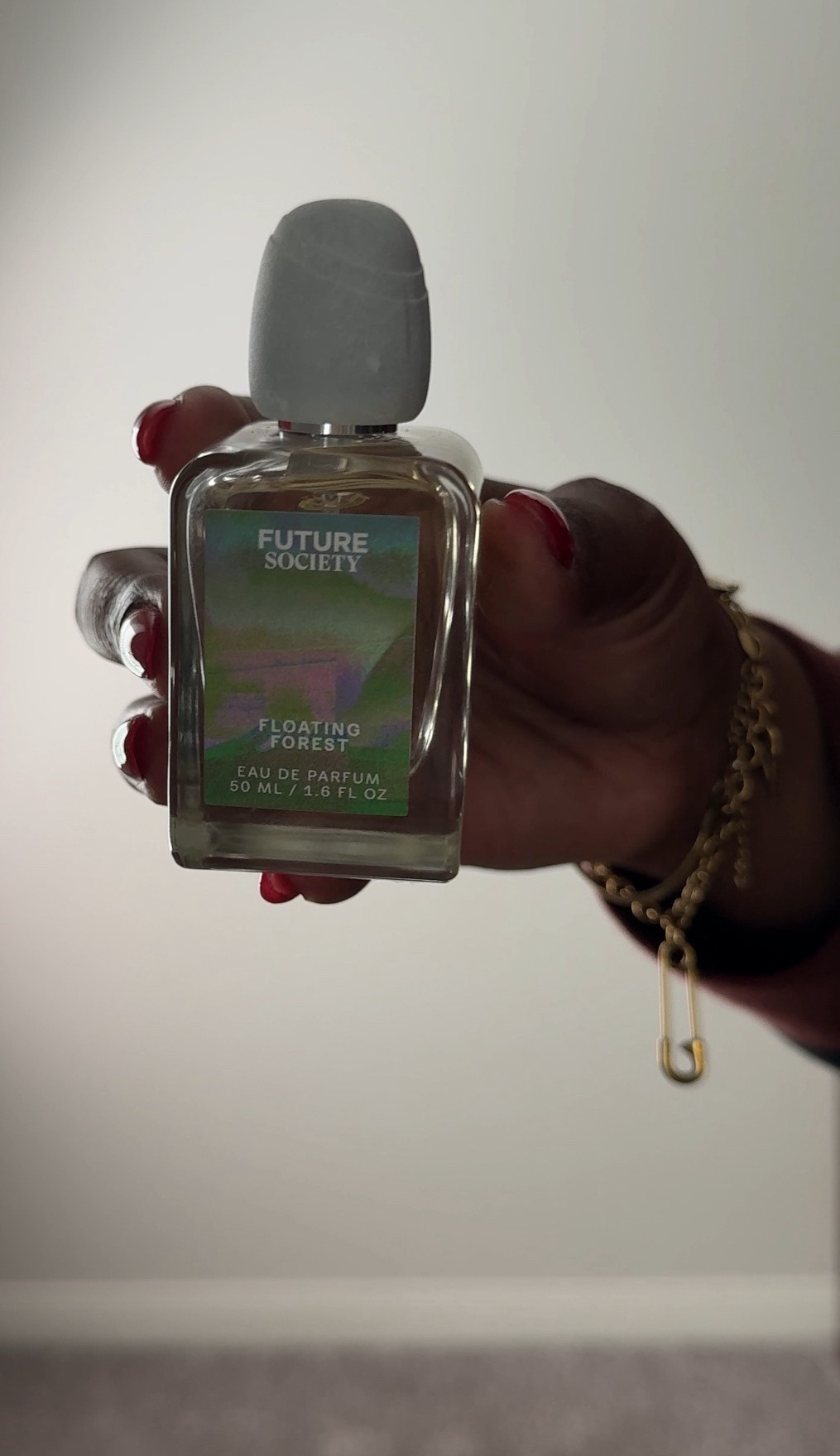 My new favorite scent that’s great on its own but also amazing to pair with another fave. To me this can be a year around scent! And it lasts so well! Also the body wash and candle are soooo good 😮‍💨

#LTKBeauty #LTKOver40