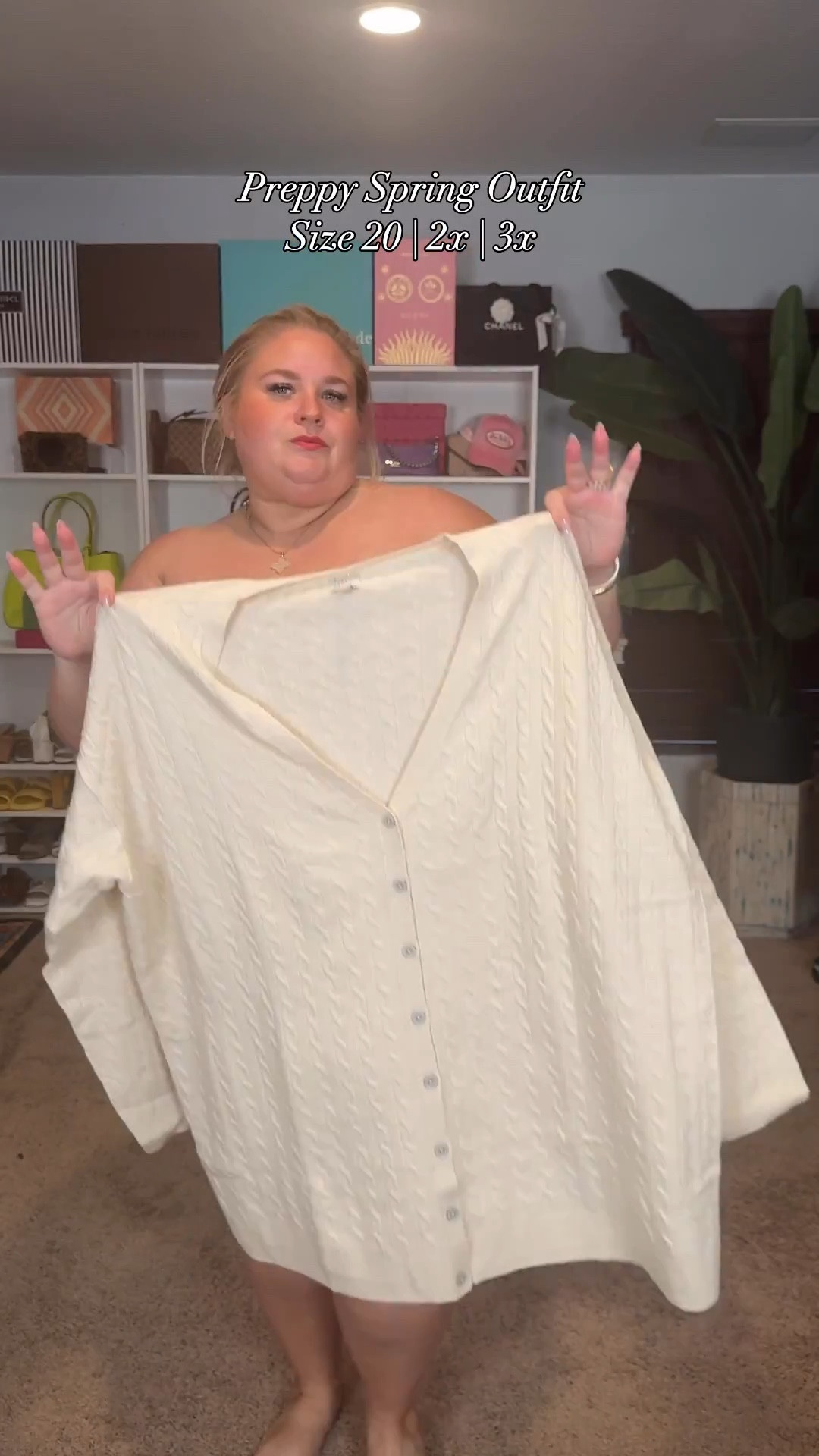 This skirt comes in every color you can imagine! It looks great with a bra top, a T-shirt tucked in or I really love it with a long cardigan over top when I’m looking for a little more coverage
Skort 1x
Cardigan 3x

#LTKPlusSize #LTKFindsUnder100 #LTKStyleTip